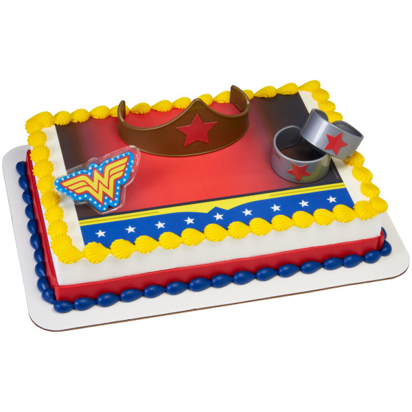 Wonder Woman™ Strength & Power PhotoCake® Edible Image® DecoSet® Background