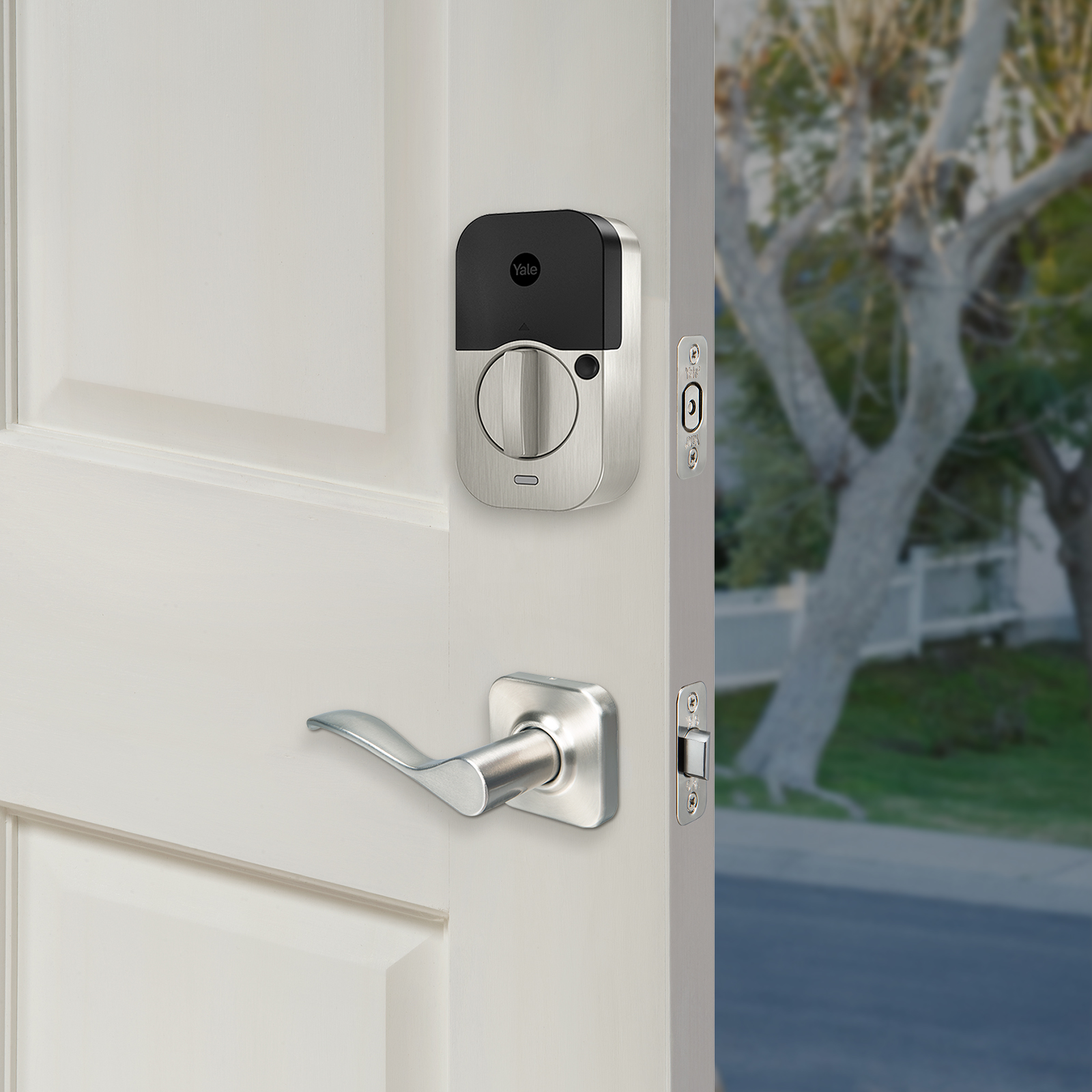 Yale Assure Lock 2 Touch Key-Free Keypad with Bluetooth and Norwood Lever
