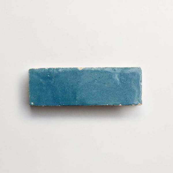 clé zellige | baguette | gloss | fired opal | sample 
