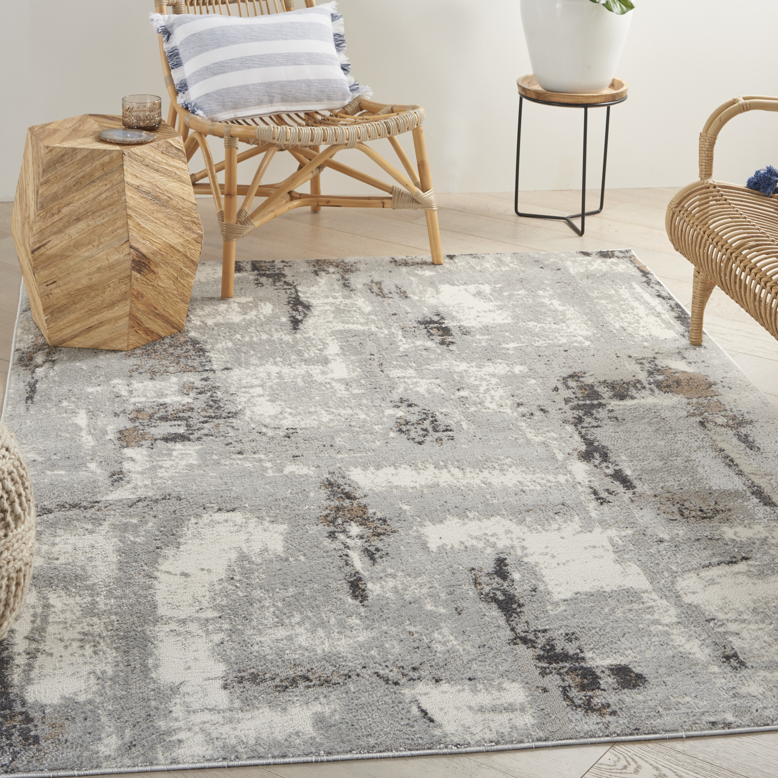 Nourison Elation 4' x 6' Grey Ivory Modern Indoor Rug