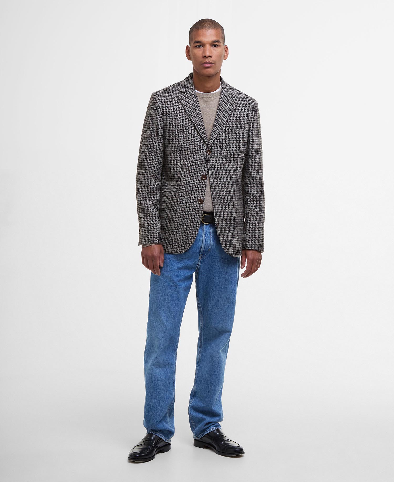 Check Blazer image number 1