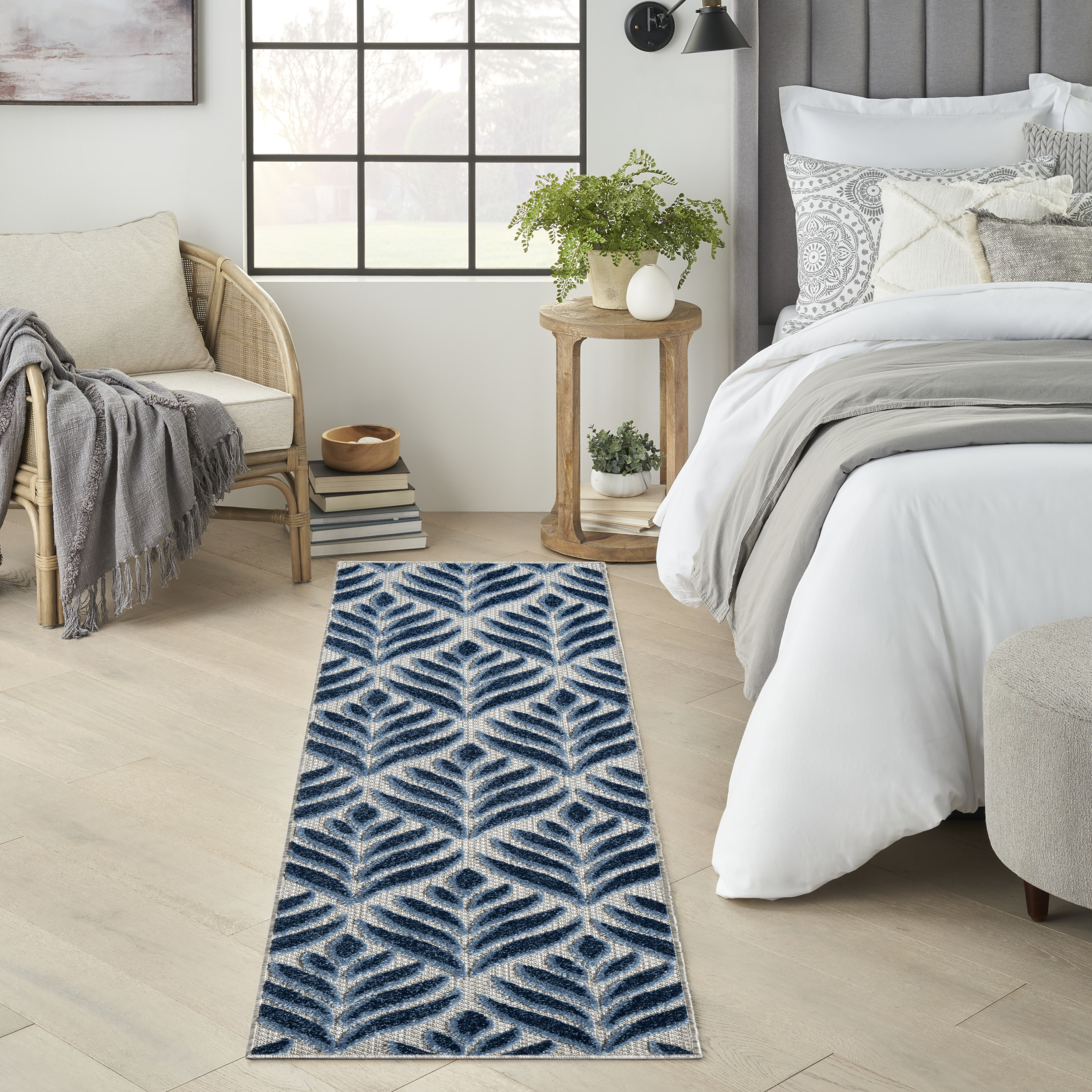 Nourison Aloha 2' x 6' Blue Outdoor Rug