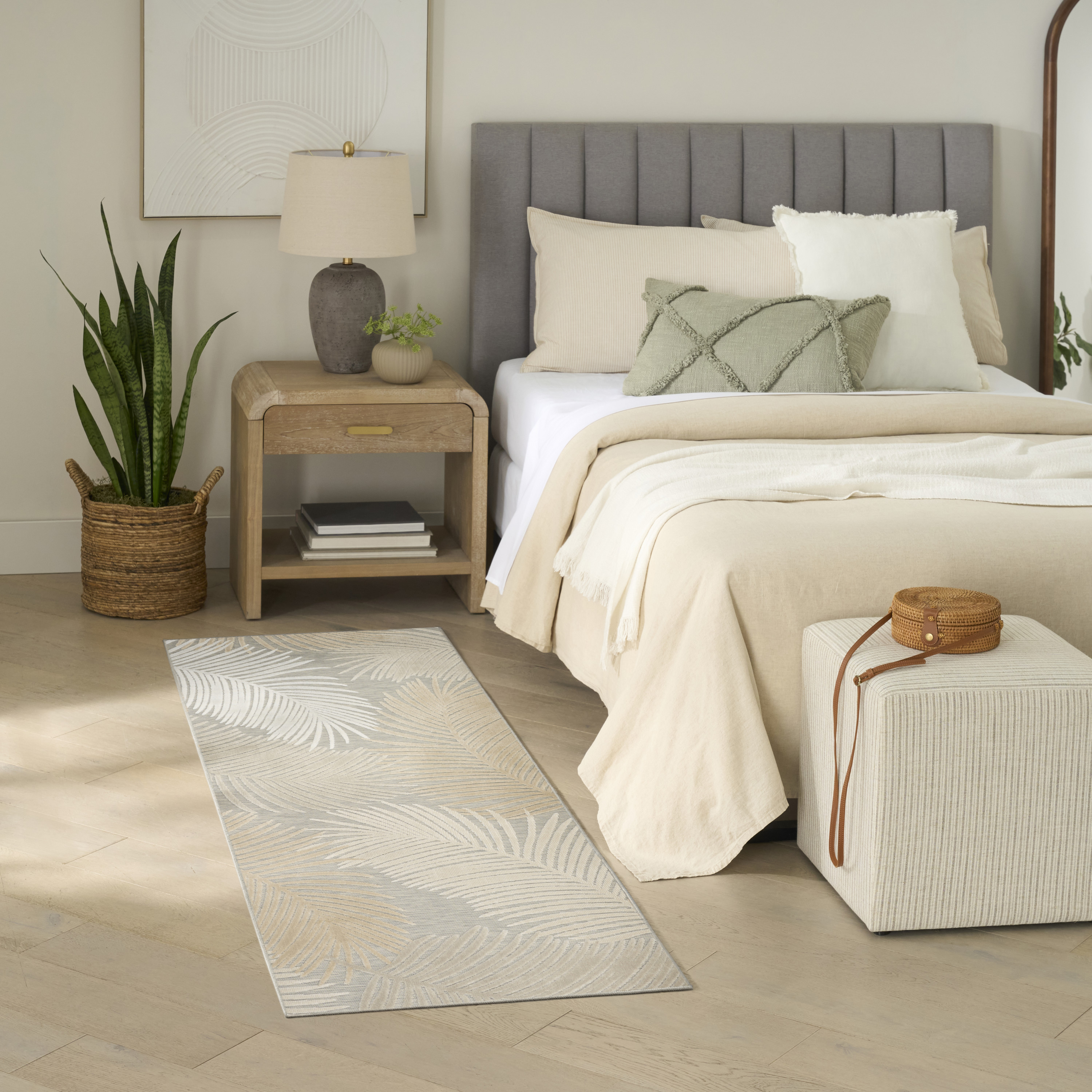 Nourison Suncoast 2' x 6' Grey Tropical Rug