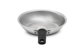 7-inch Wear-Ever® aluminum fry pan with natural finish and silicone handle