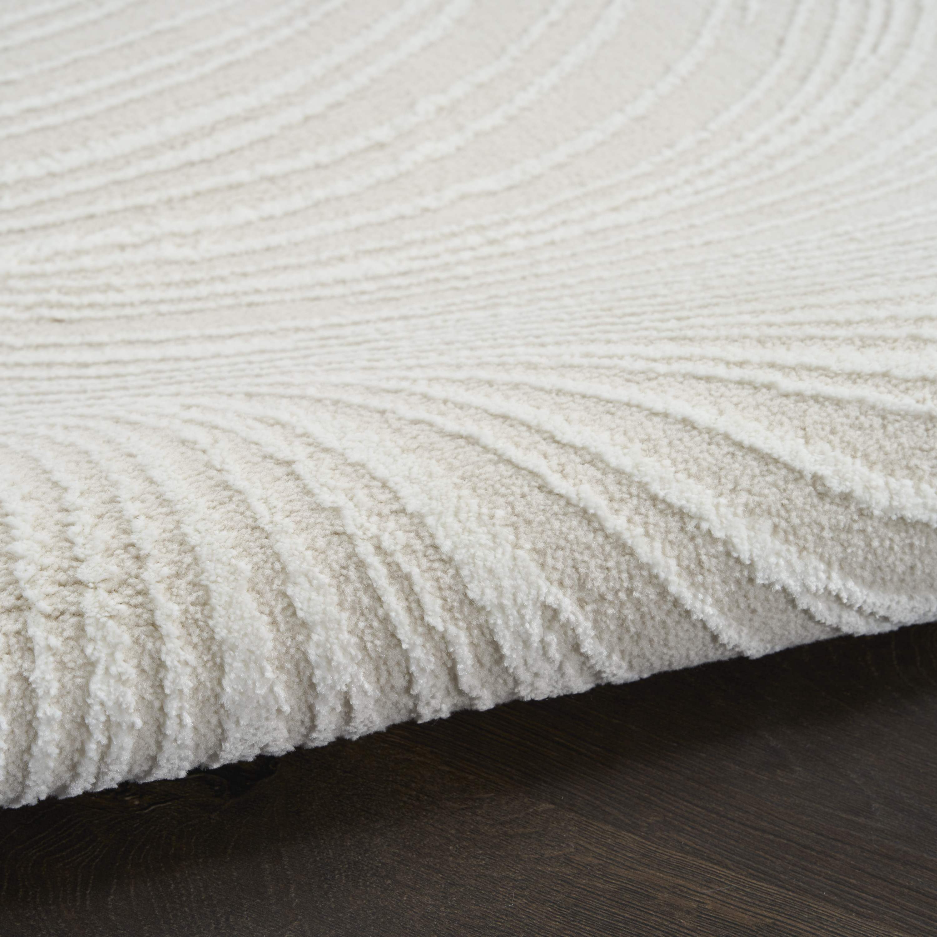 DKNY Central Park West 3'11" x 5'11" Ivory Modern Indoor Rug
