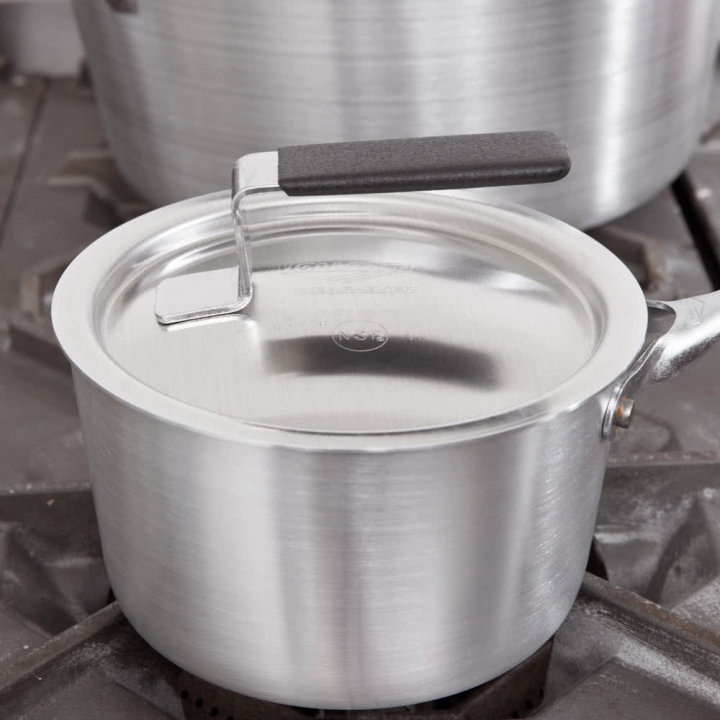 6 ⅝-inch Wear-Ever® domed aluminum cover with satin finish and dipped handle