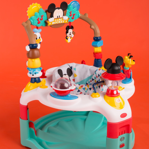 MICKEY MOUSE Camping with Friends Activity Saucer™