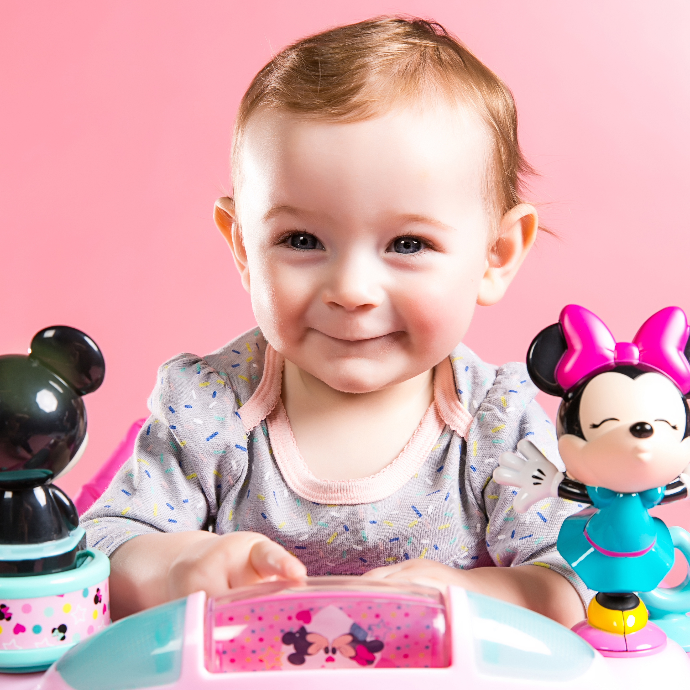 MINNIE MOUSE Stars & Smiles Walker™