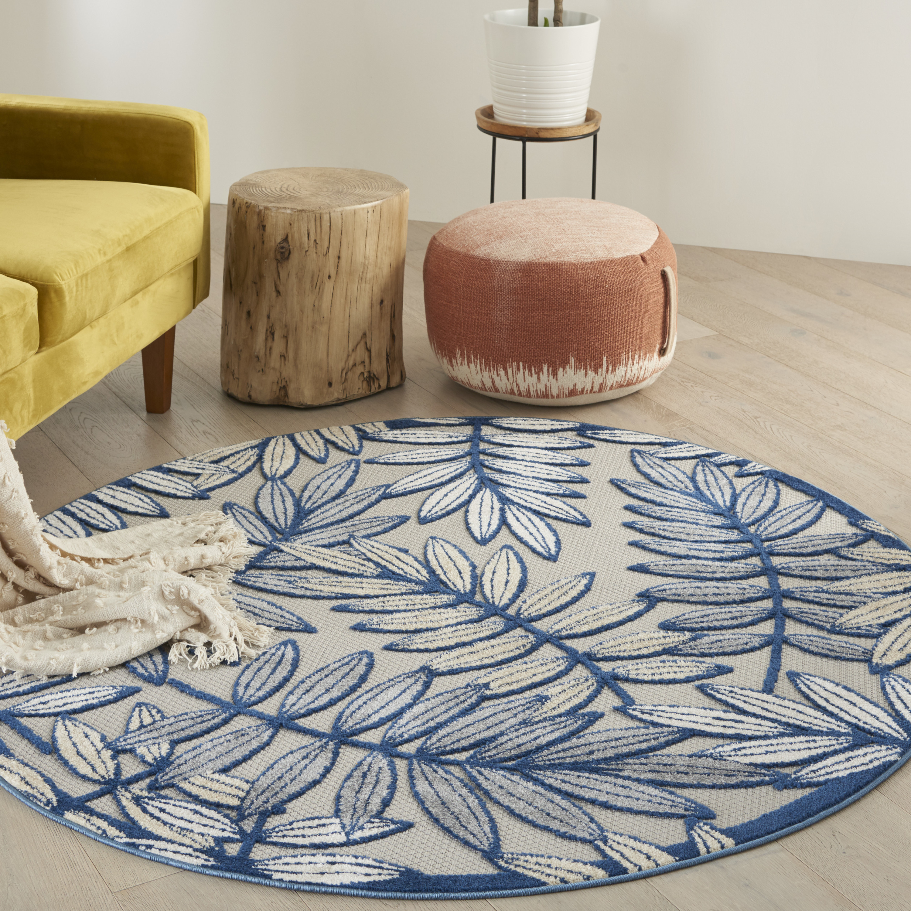 Nourison Aloha 5'3" x Round Ivory Navy Tropical Rug