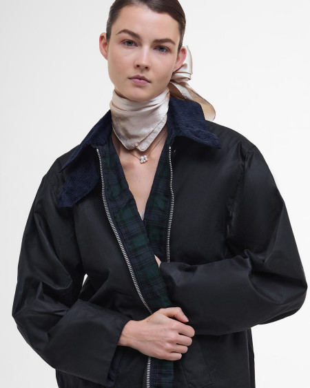 Giacca cerata oversize Loren Barbour The Edit by Alexa