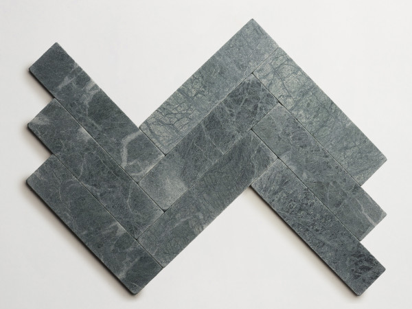 lapidary: girata | blade | verde marble | tumbled 