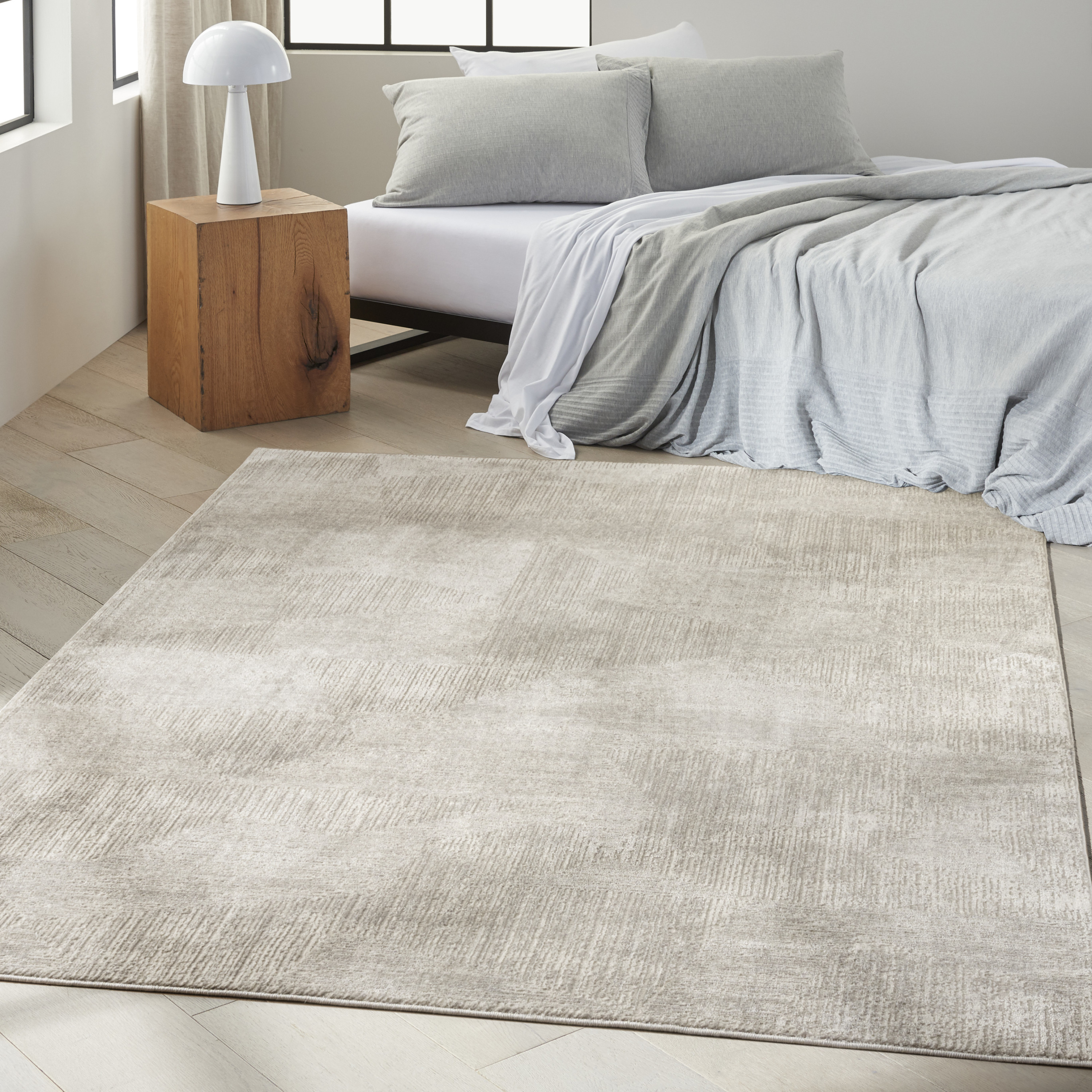 Calvin Klein CK024 Irradiant 5'3" x 7'3" Silver Modern Indoor Rug