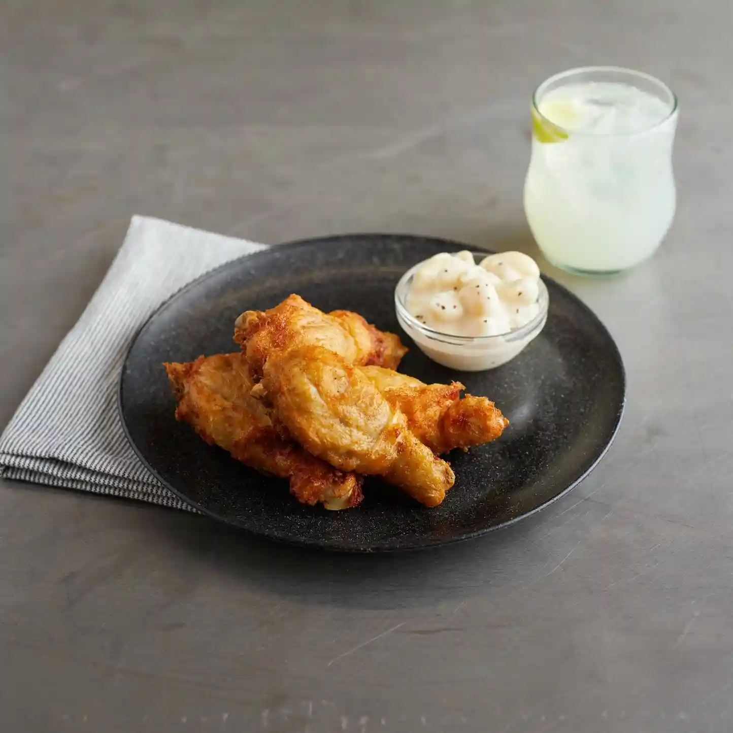 Tyson® Fully Cooked Hot & Spicy Glazed Chicken Drumsticks_image_1