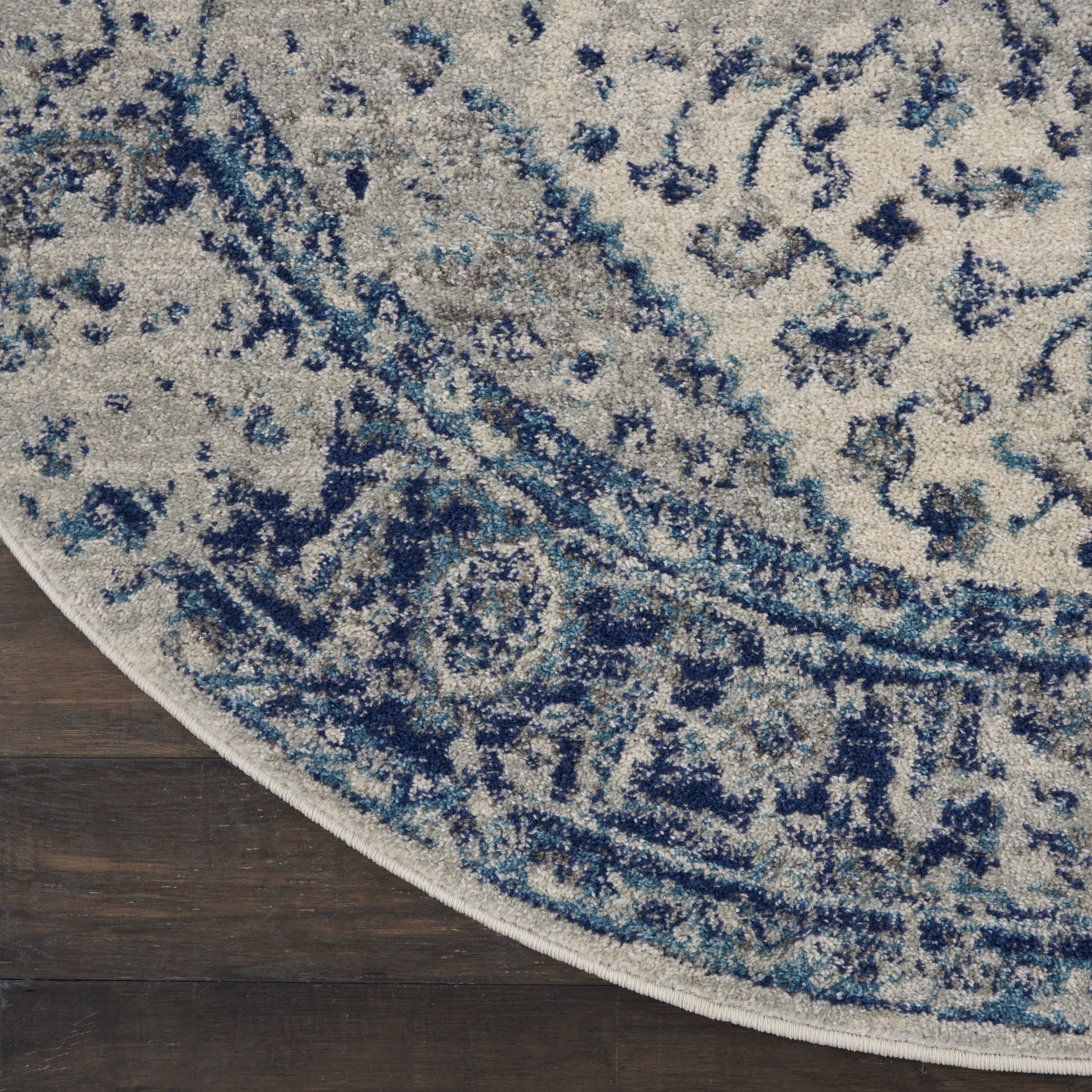 Nourison Tranquil 4' x Round Ivory Light Blue Vintage Indoor Rug