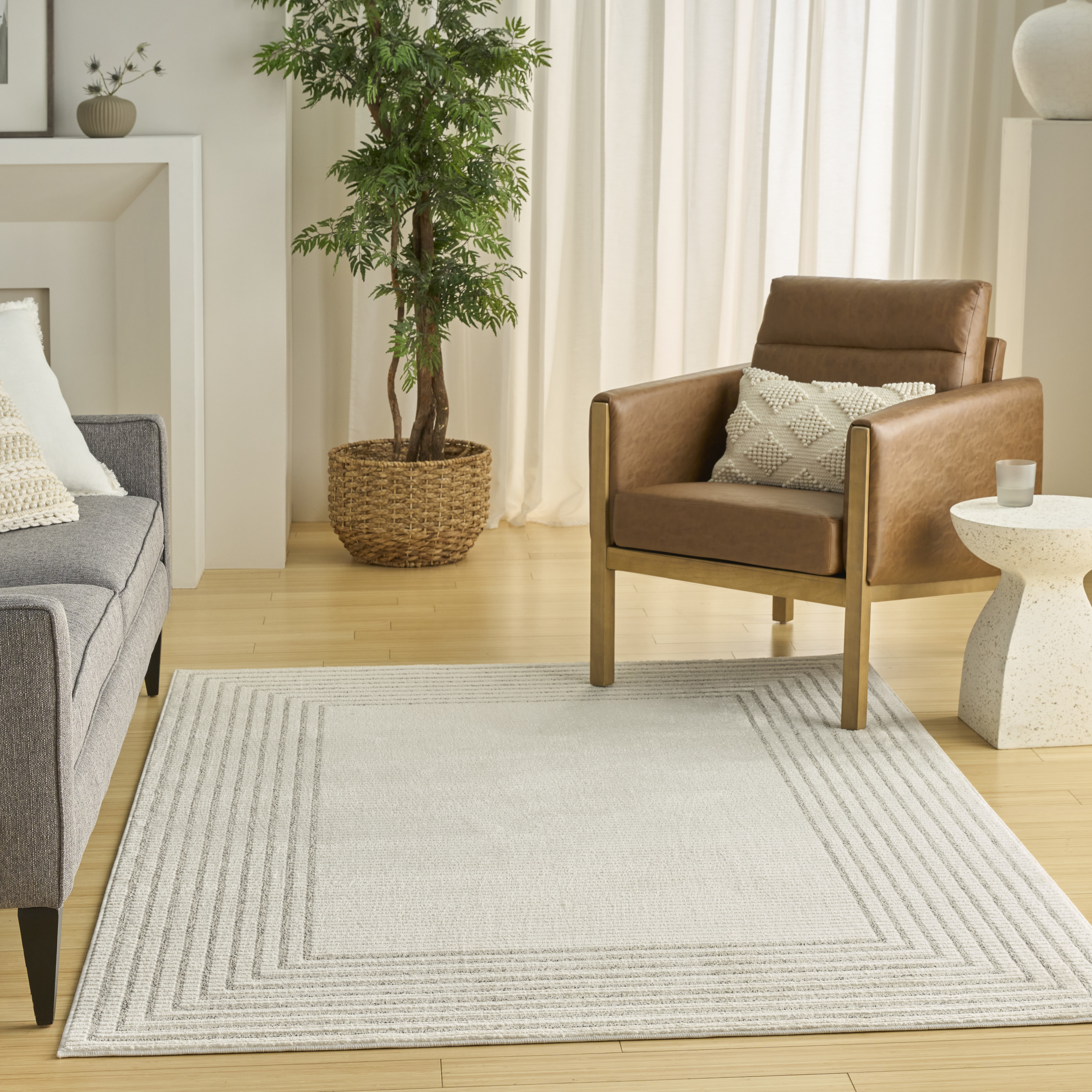 Nourison Ivory Hues 5'3" x 7'3" Ivory Grey Modern Indoor Rug