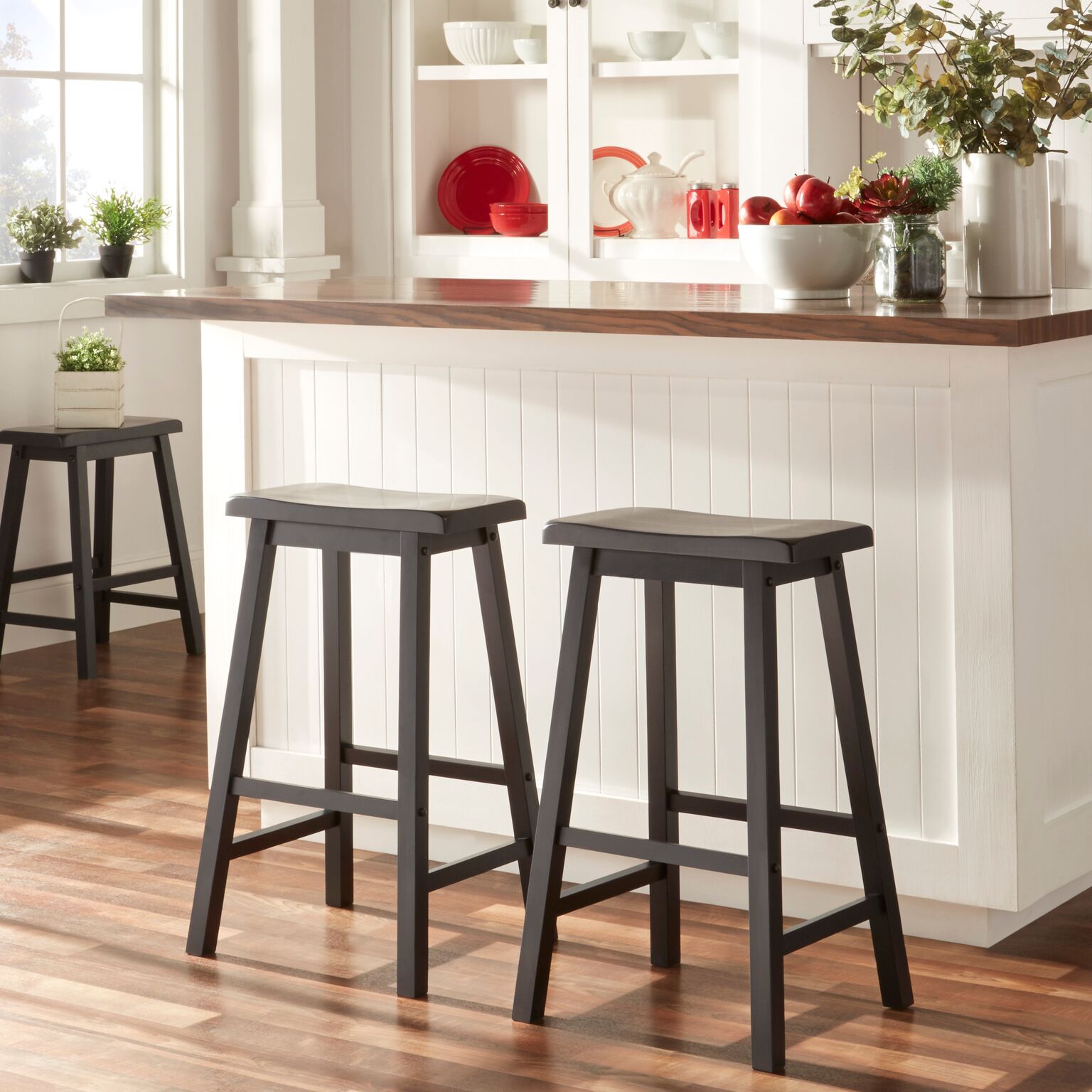 Saddle Seat 29-inch Bar Height Backless Stools (Set of 2)