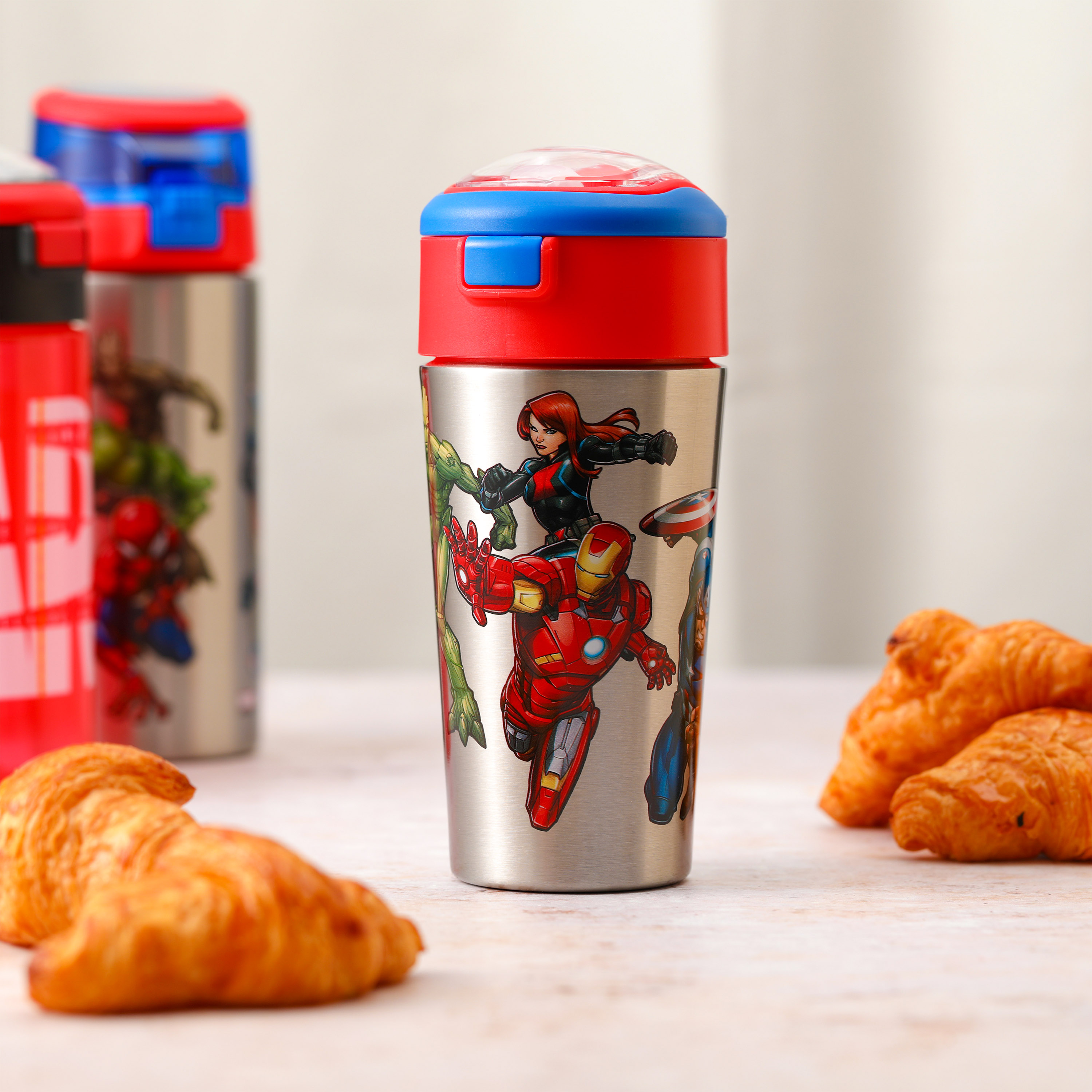 Marvel Comics 12 ounce Vacuum Insulated Reusable Stainless Steel Water Bottle, Spider-Man, Ironman & The Hulk slideshow image 2