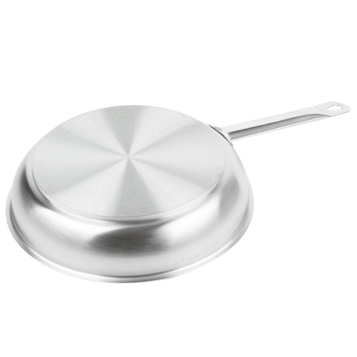 11-inch Centurion® frying pan in natural finish