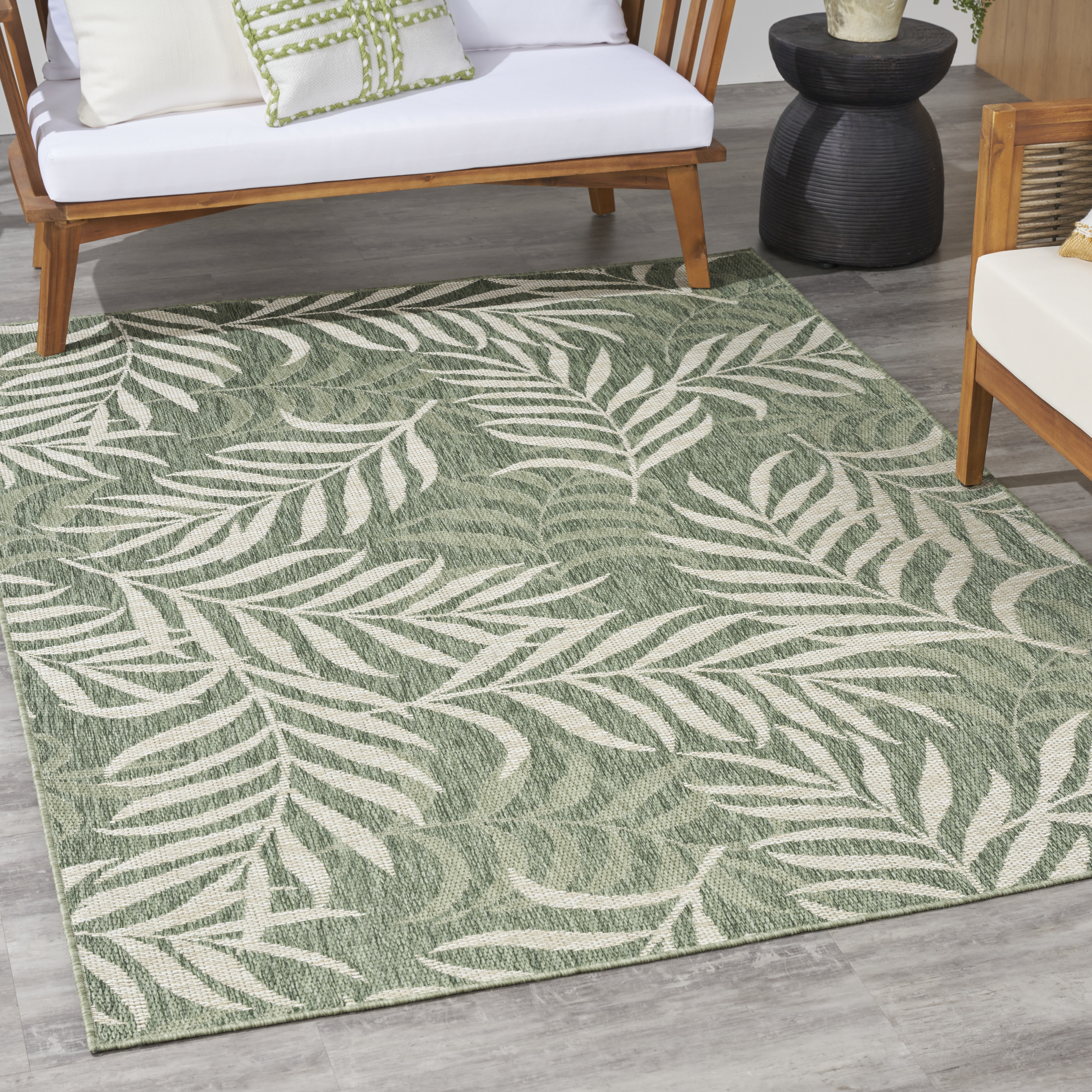 Nourison Garden Oasis 4' x 6' Green Ivory Outdoor Rug