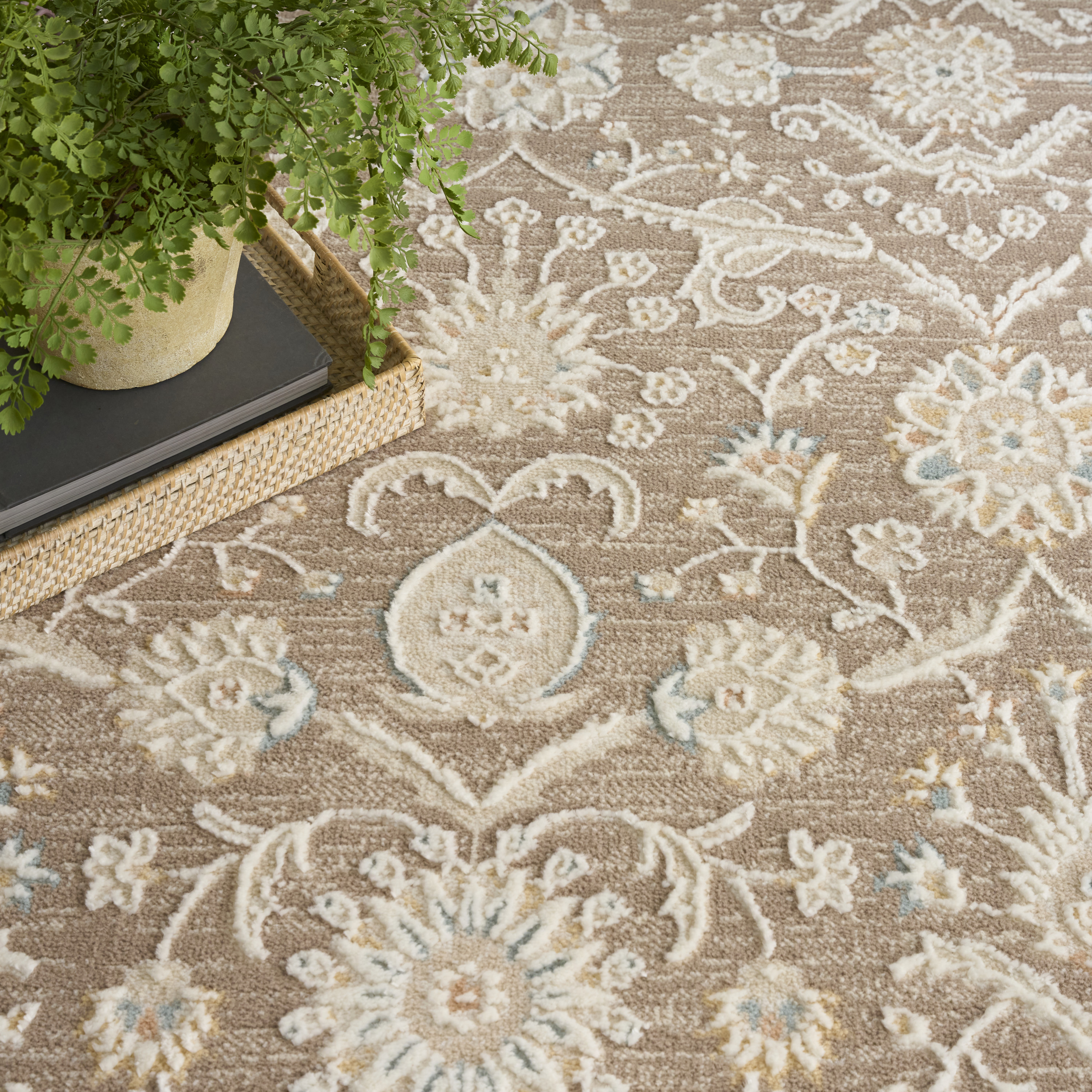 Nourison Isla 5'3" x 7' Mocha Vintage Indoor Rug
