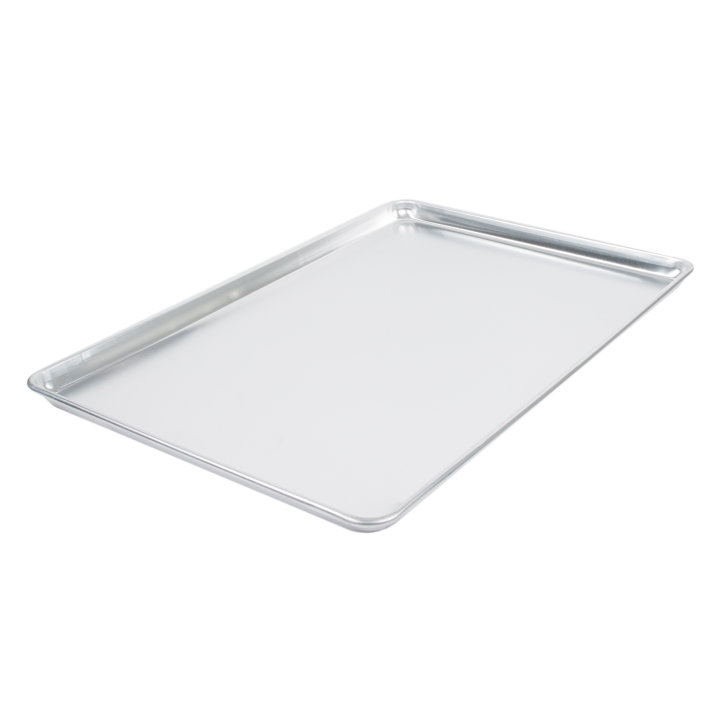Full-size Wear-Ever® heavy-duty aluminum sheet pan with natural finish