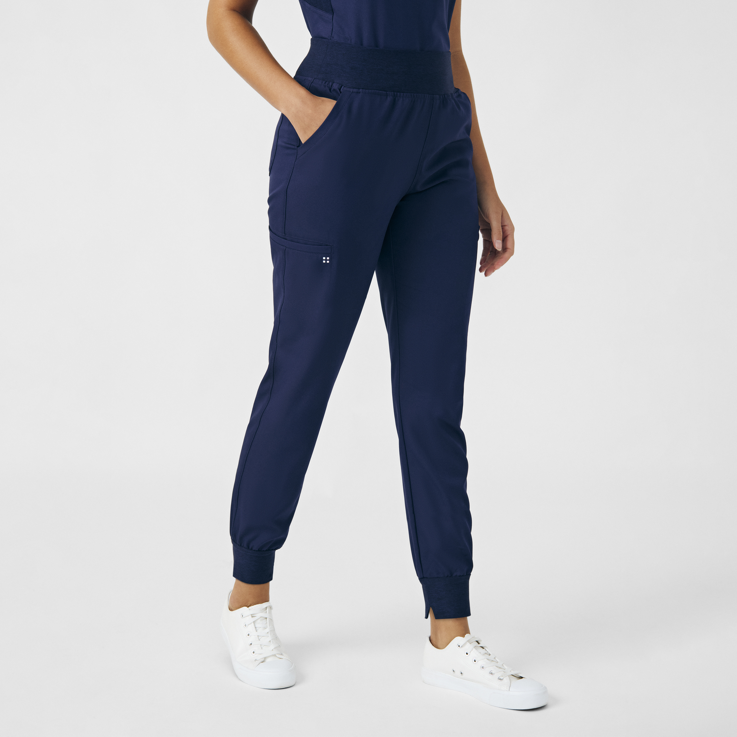 White Cross VIBE WB420 Women&#8216;s 4-Way Stretch 6 Pocket Wrinkle Resistant Jogger Scrub Pants with Cozy Knit Waistband and Cuffs-White Cross