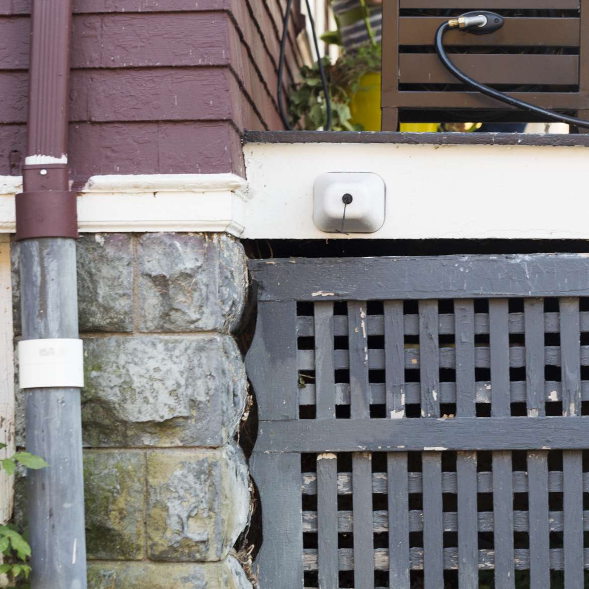 Hard Outdoor Faucet Cover 5.25" x 6.5" x 5.25" Duck Brand