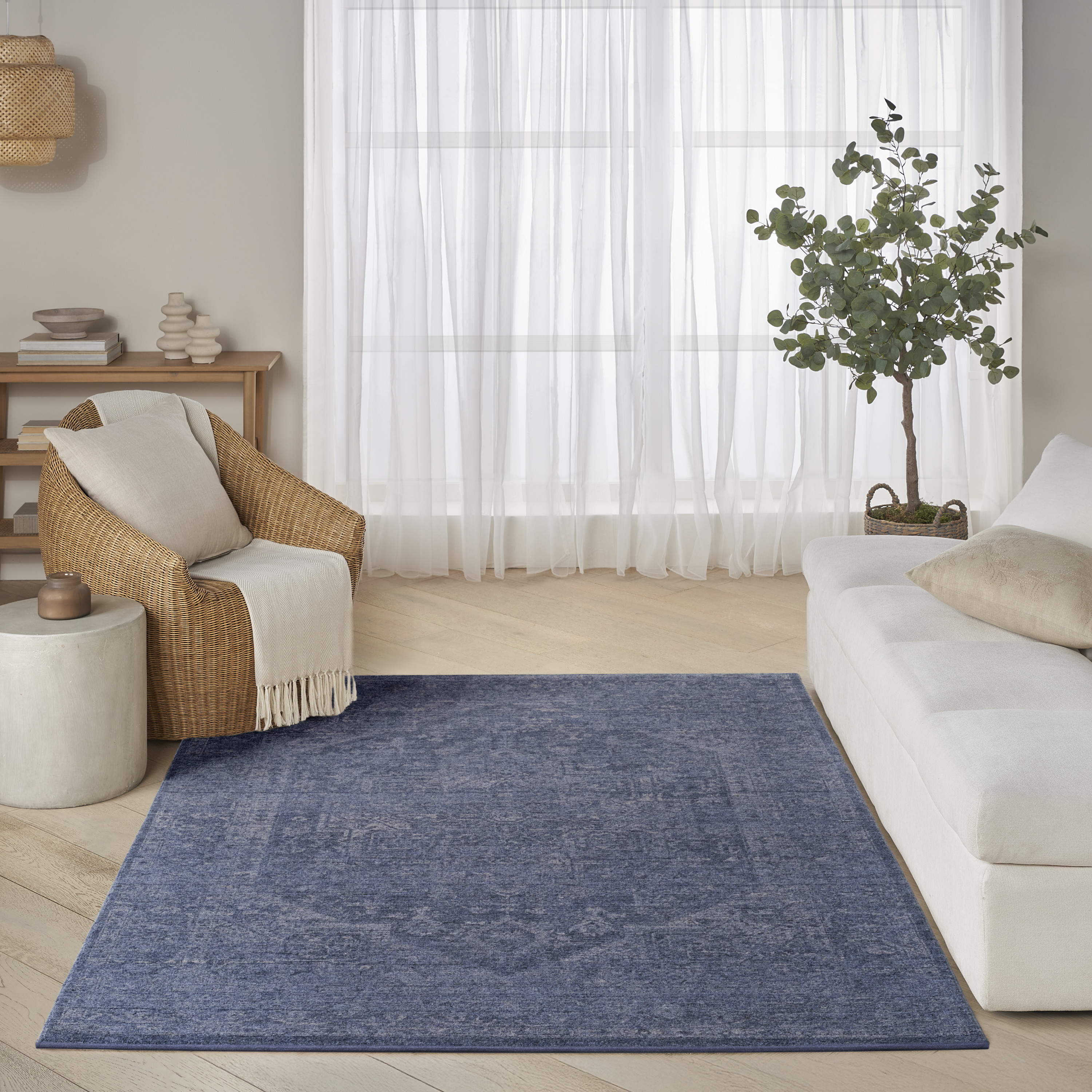DKNY Pure Shades 4' x 6' Blue Vintage Indoor Rug