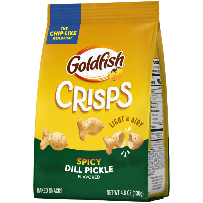 Goldfish® Spicy Dill Pickle Baked Snacks, 4.8 oz, bag - Right Angle Image