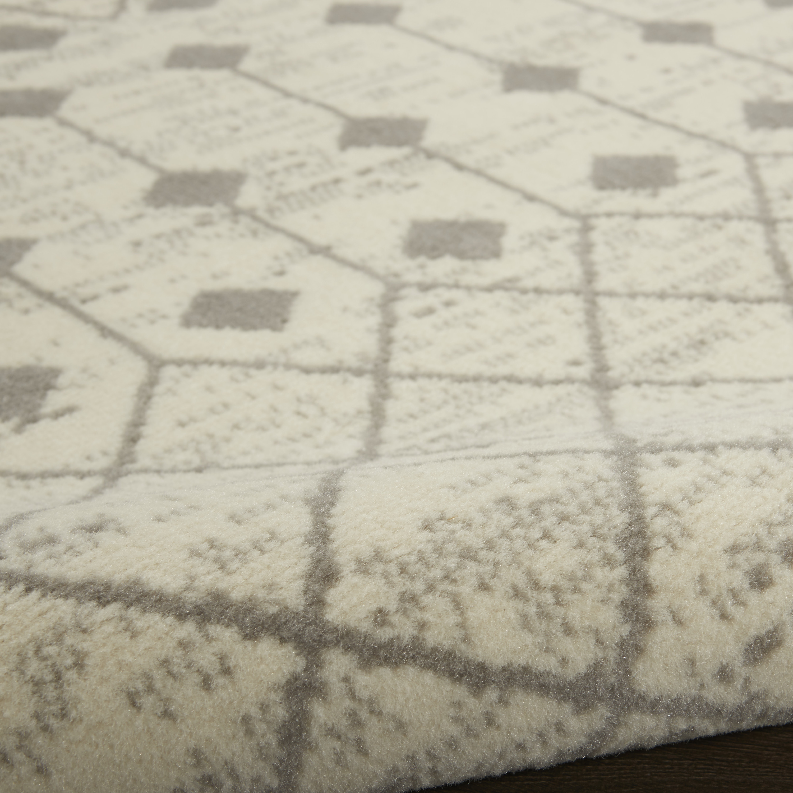 Nourison Grafix 5'3" x 7'3" Ivory Grey Bohemian Indoor Rug