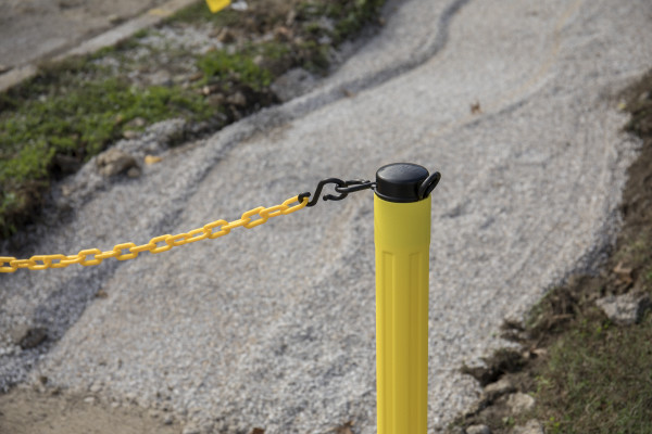 ChainBoss Stanchion - Yellow Empty  with Yellow Chain 14