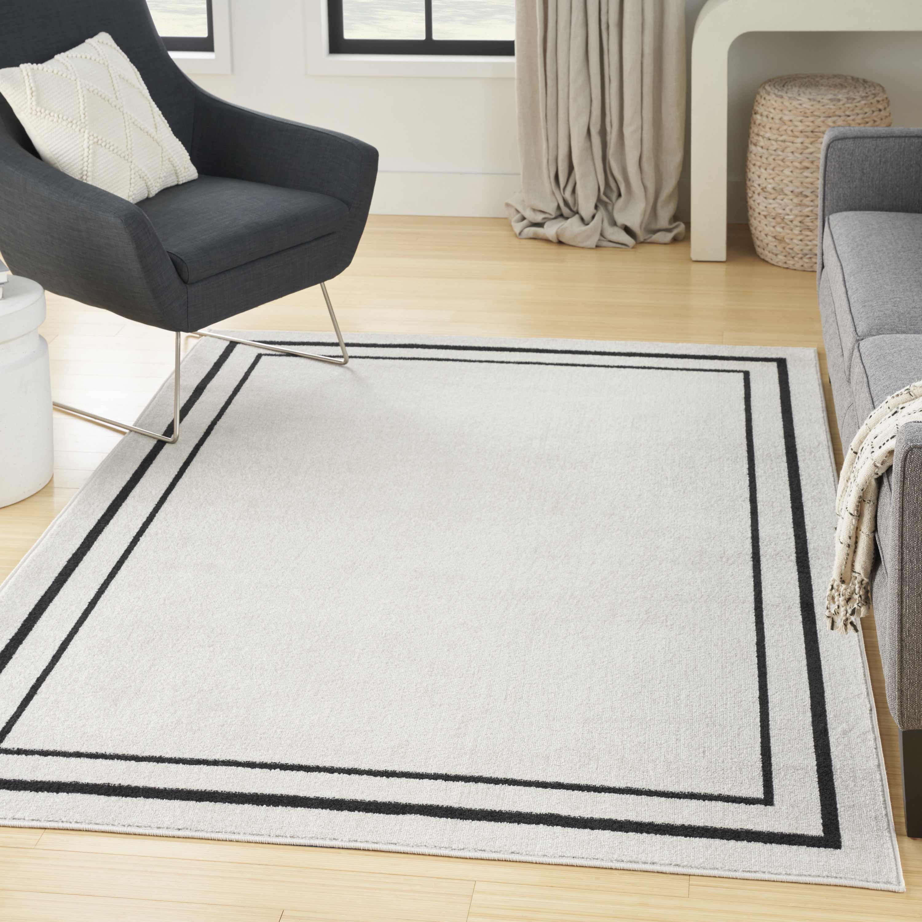 Nourison Nourison Essentials 6' x 9' Ivory Black Contemporary Rug