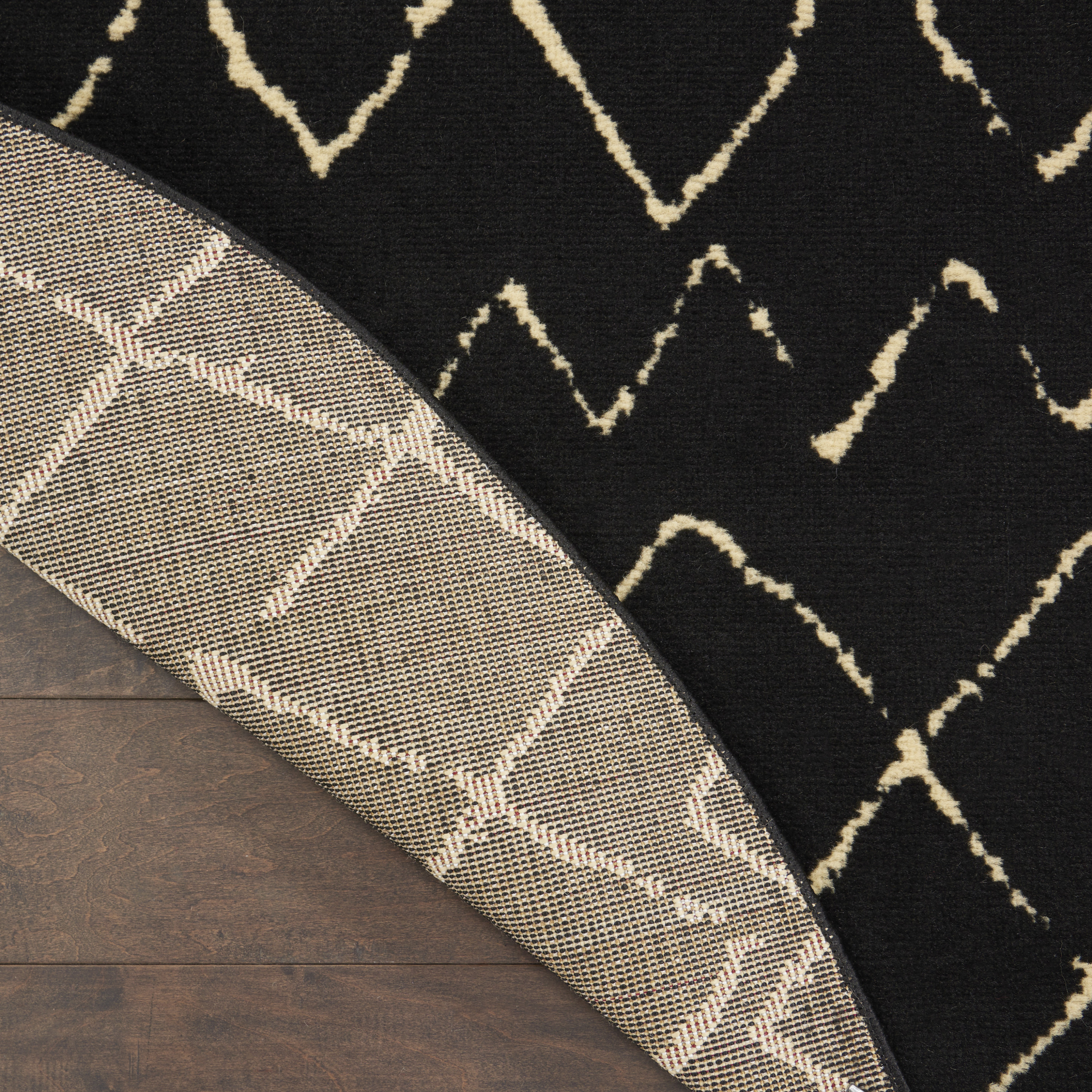 Nourison Grafix 5'3" x Round Black Bohemian Indoor Rug