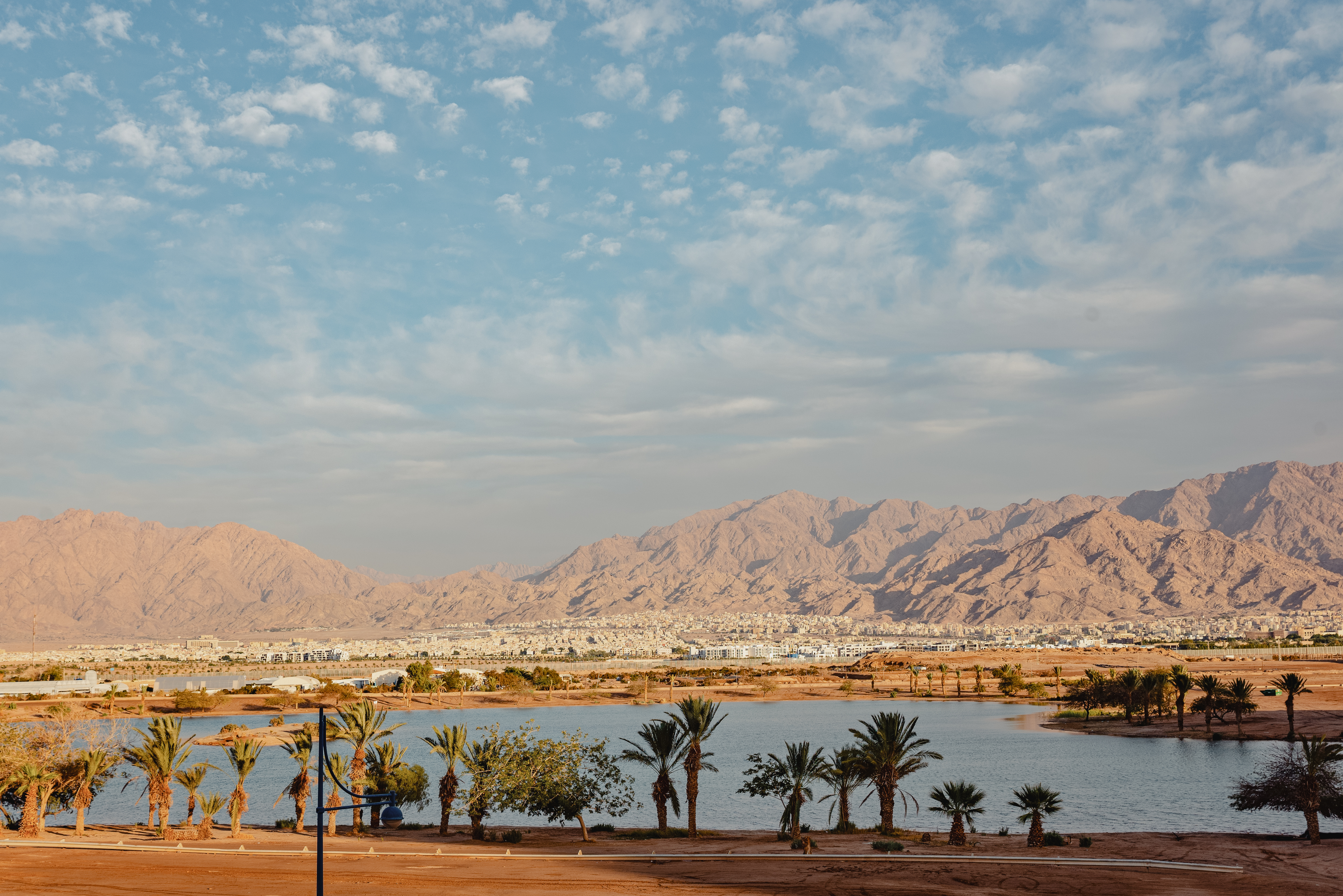 Barcelona → Jeddah (22 nights)