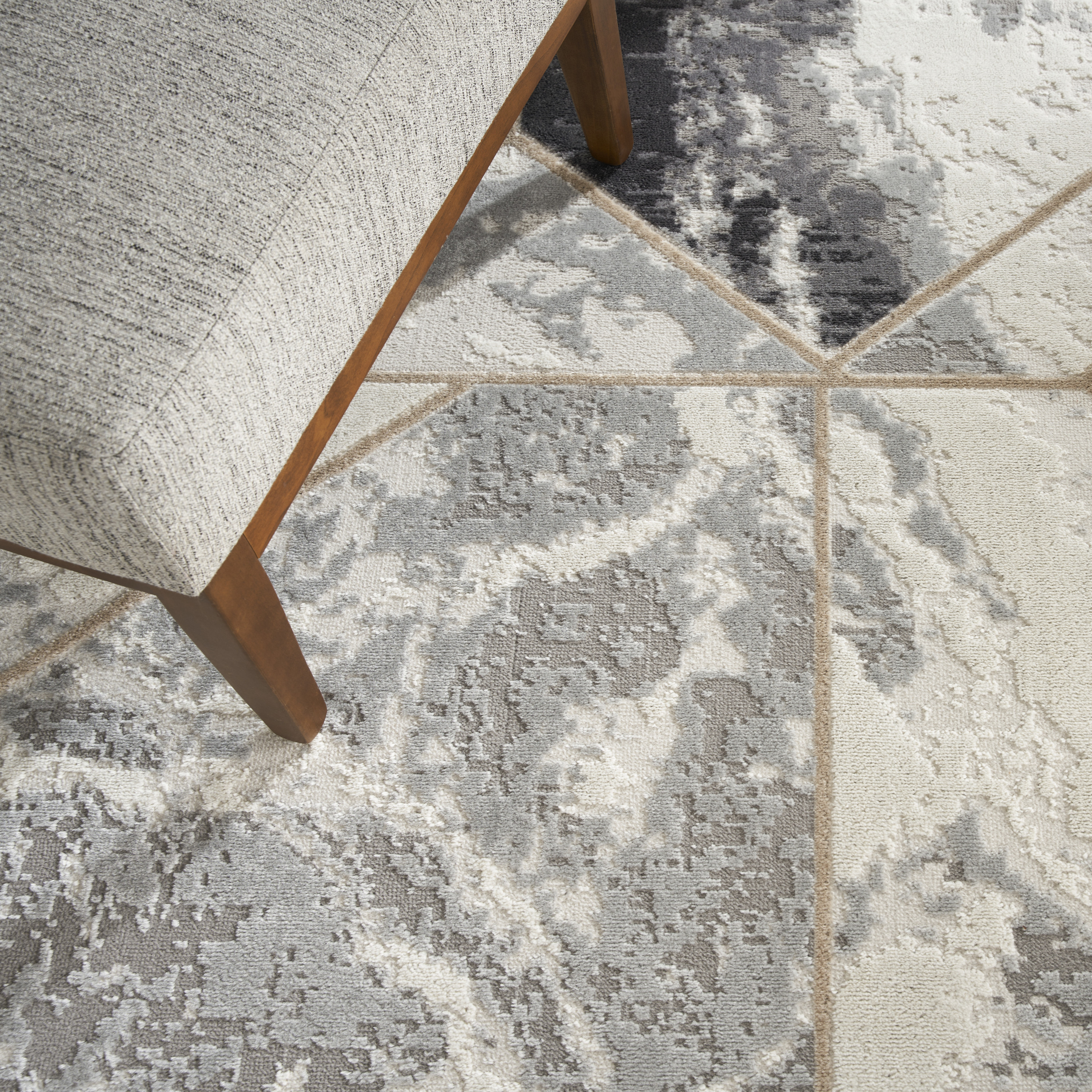 Nourison Elation 7'10" x 9'10" Ivory Grey Modern Indoor Rug