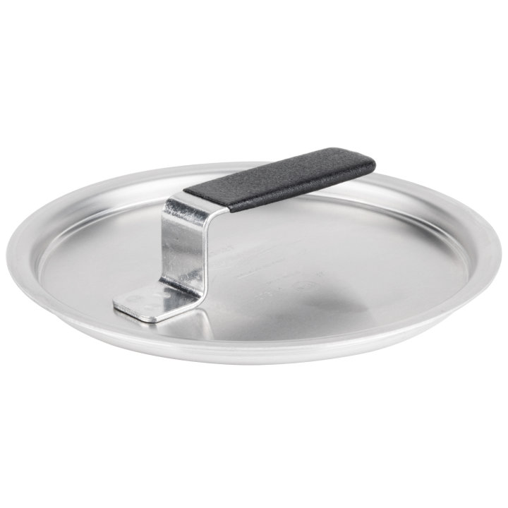 7 ⅞-inch Wear-Ever® flat aluminum cover with dipped handle