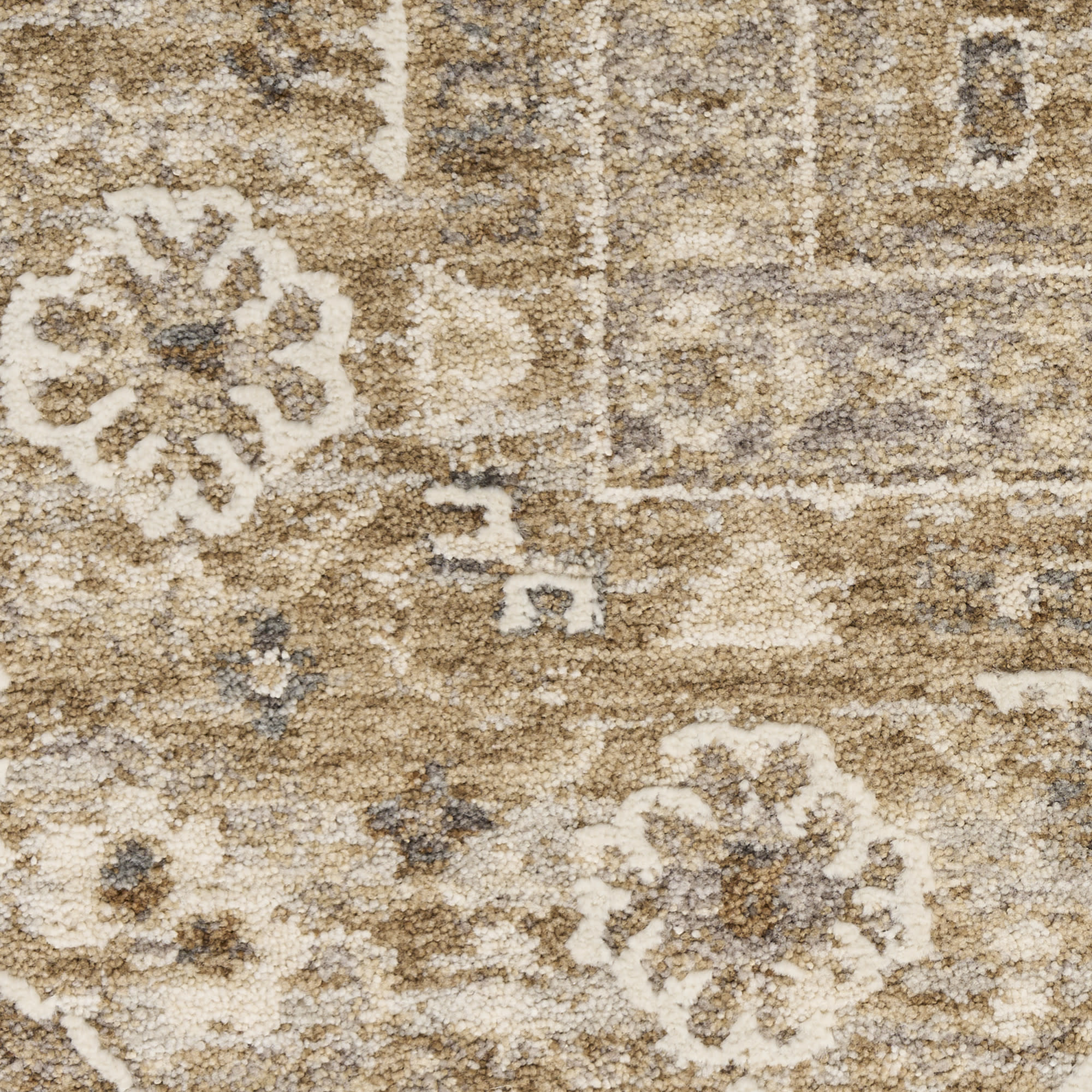 Nourison Retreat 5'3" x 7'6" Beige Vintage Indoor Rug
