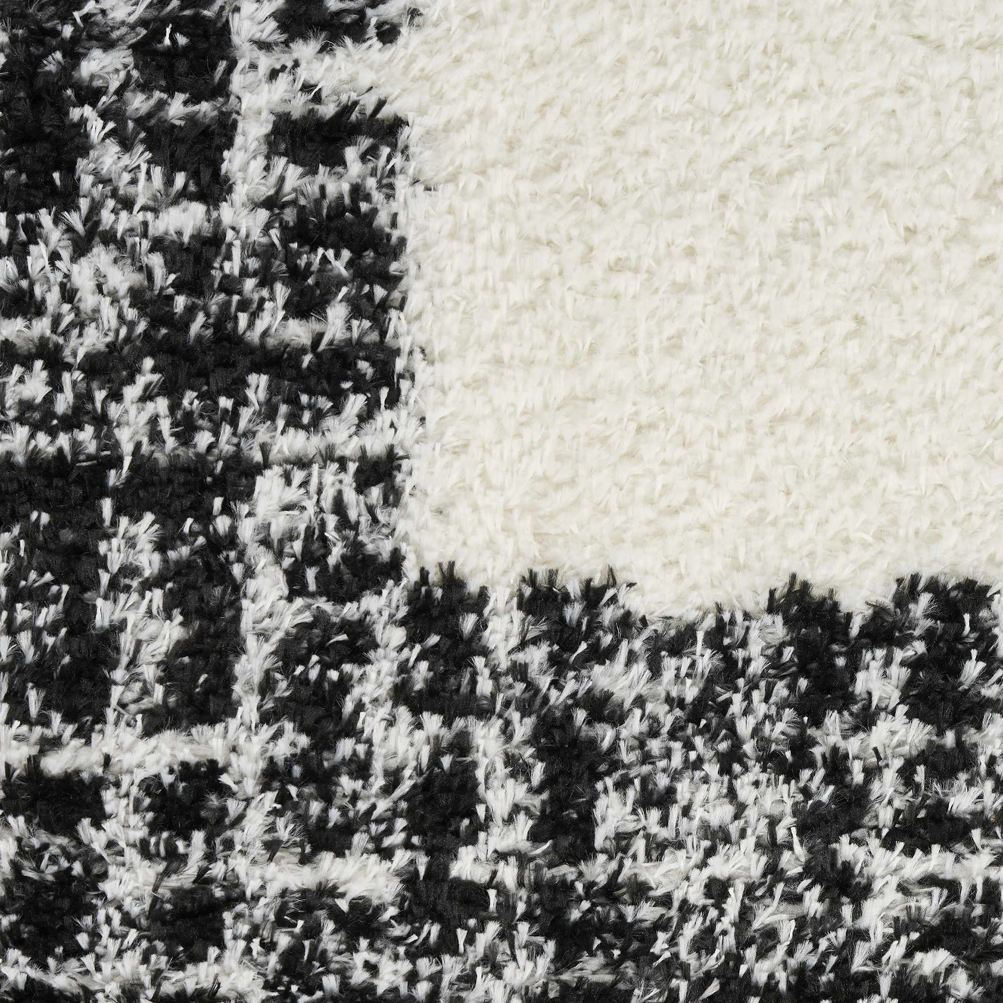 Nourison Pacific Shag 7'10" x 9'10" Ivory Black Shag Indoor Rug
