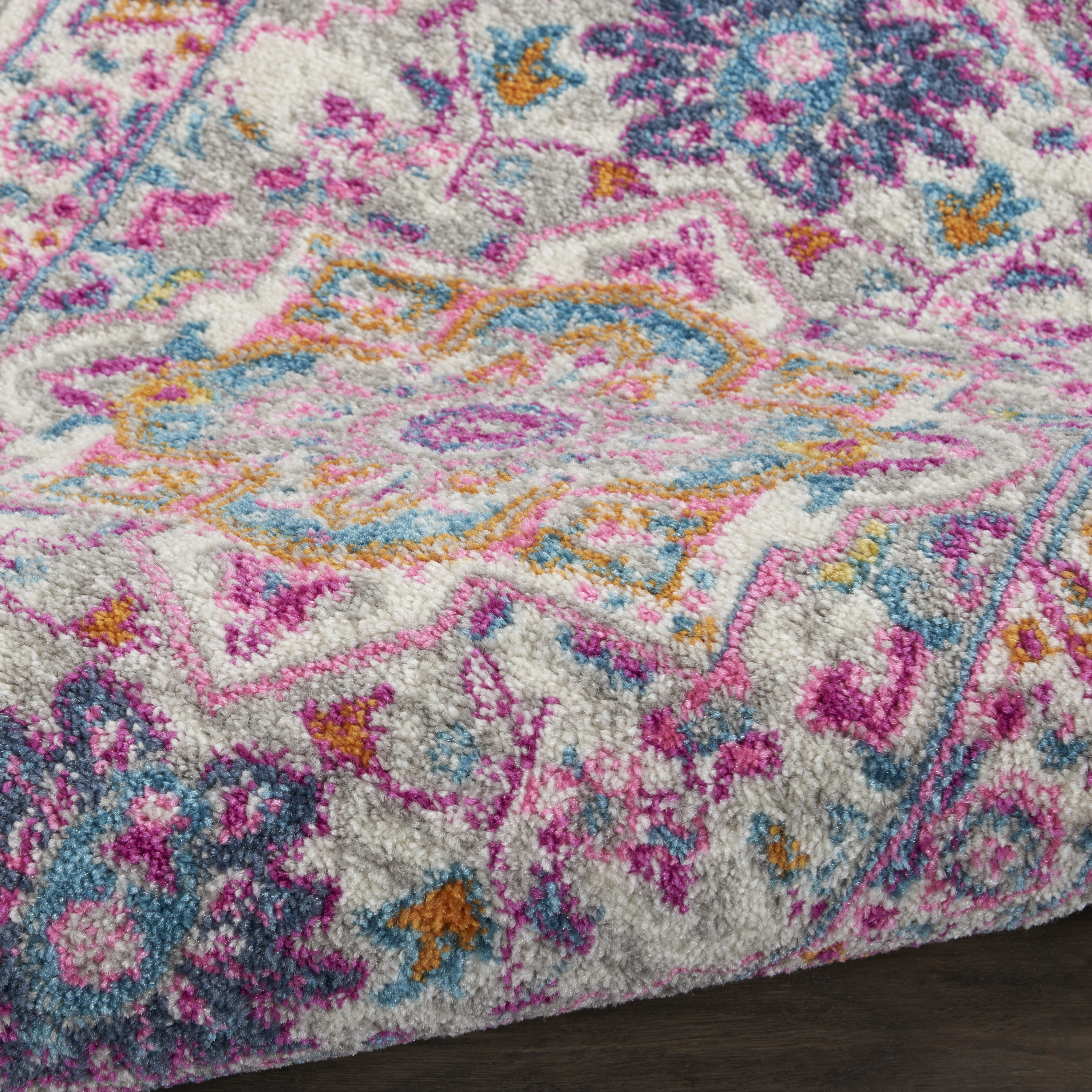 Nourison Passion 1'10" x 2'10" Light Grey Pink Bohemian Indoor Rug