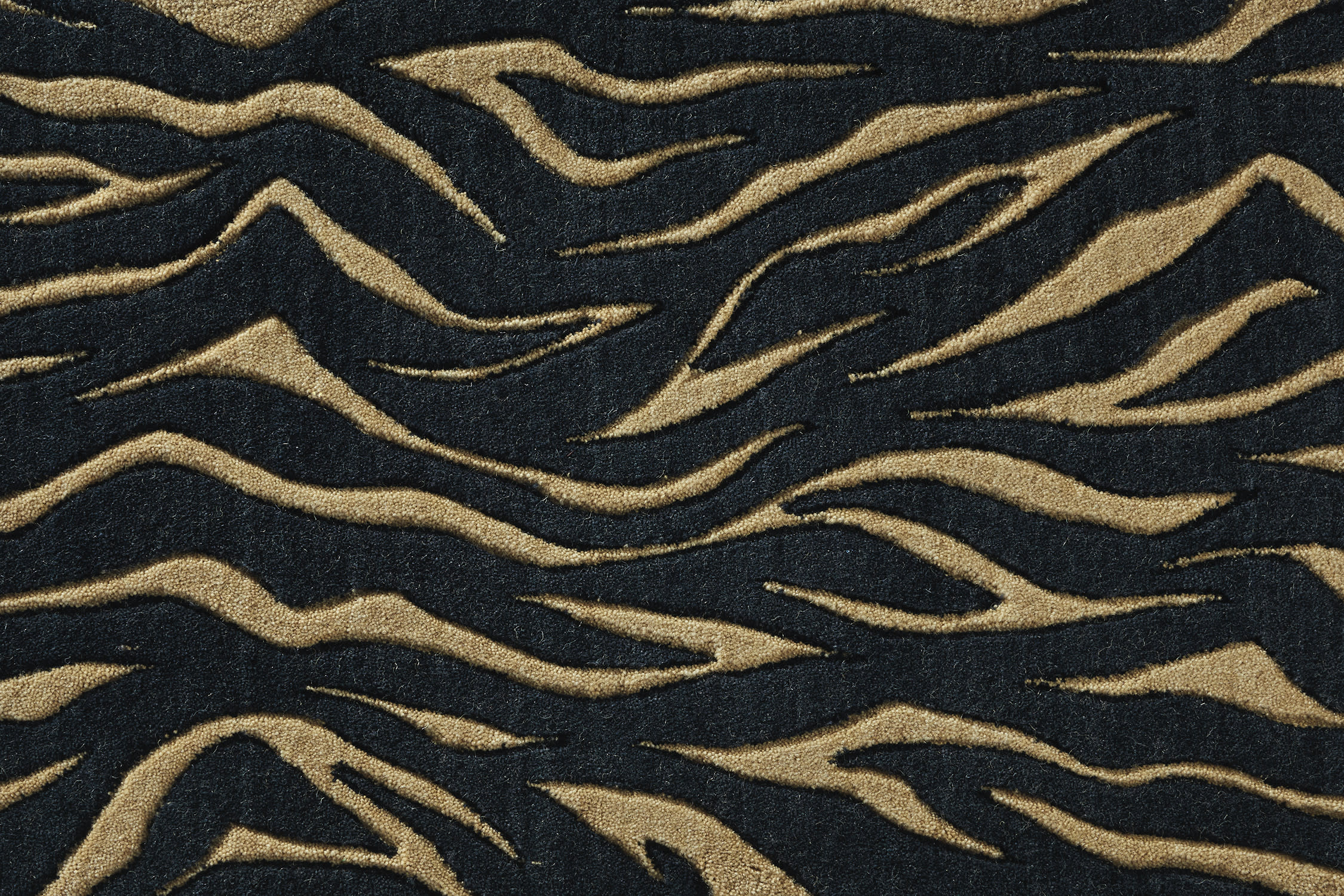 COSMOPOLITAN URBAN TIGER C29F MIDNIGHT BROADLOOM