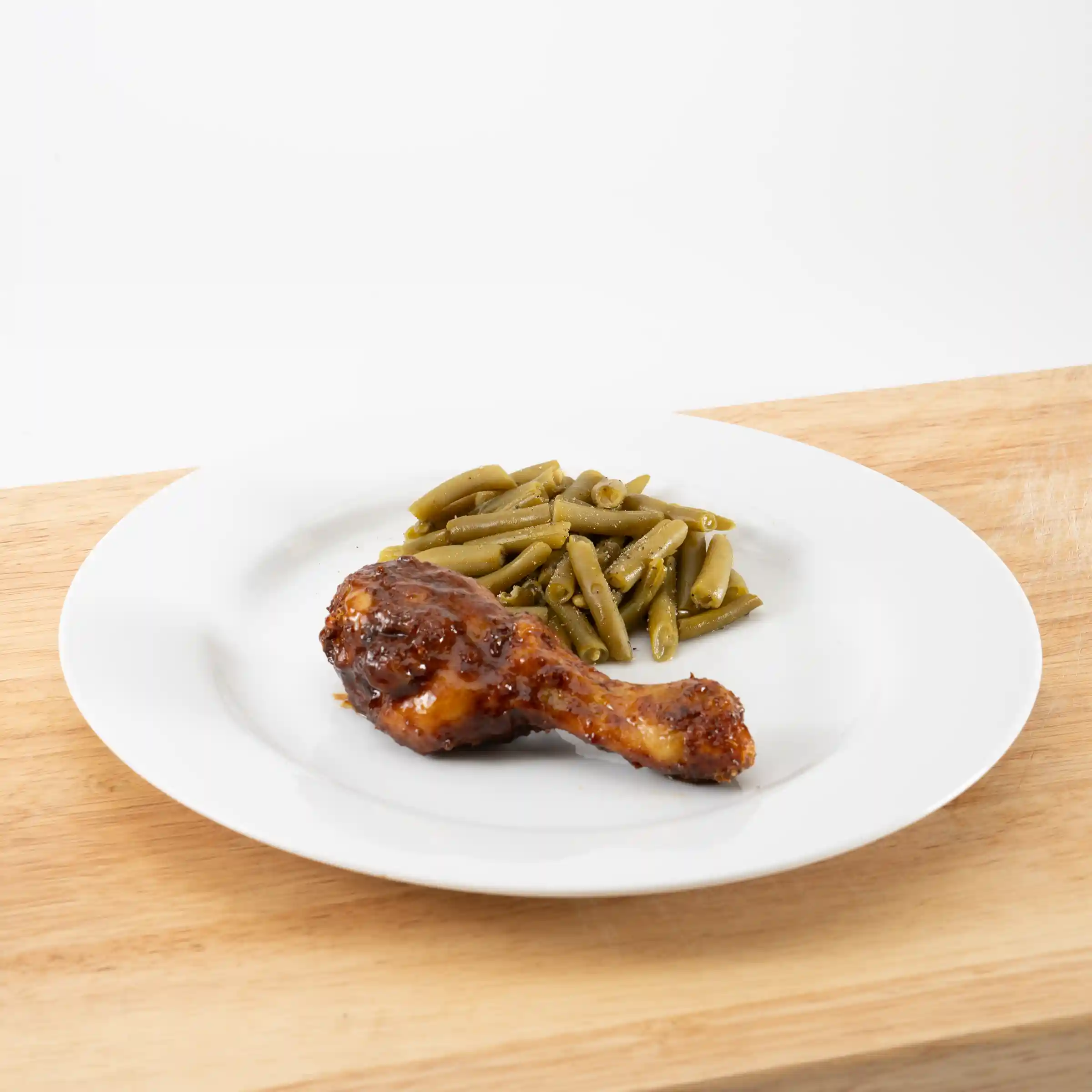 Tyson® Fully Cooked Unbreaded Chicken Drumsticks With BBQ Sauce Packets https://images.salsify.com/image/upload/s--08CaYGq4--/q_25/s5w0h2zfnjdnyazlhkjk.webp