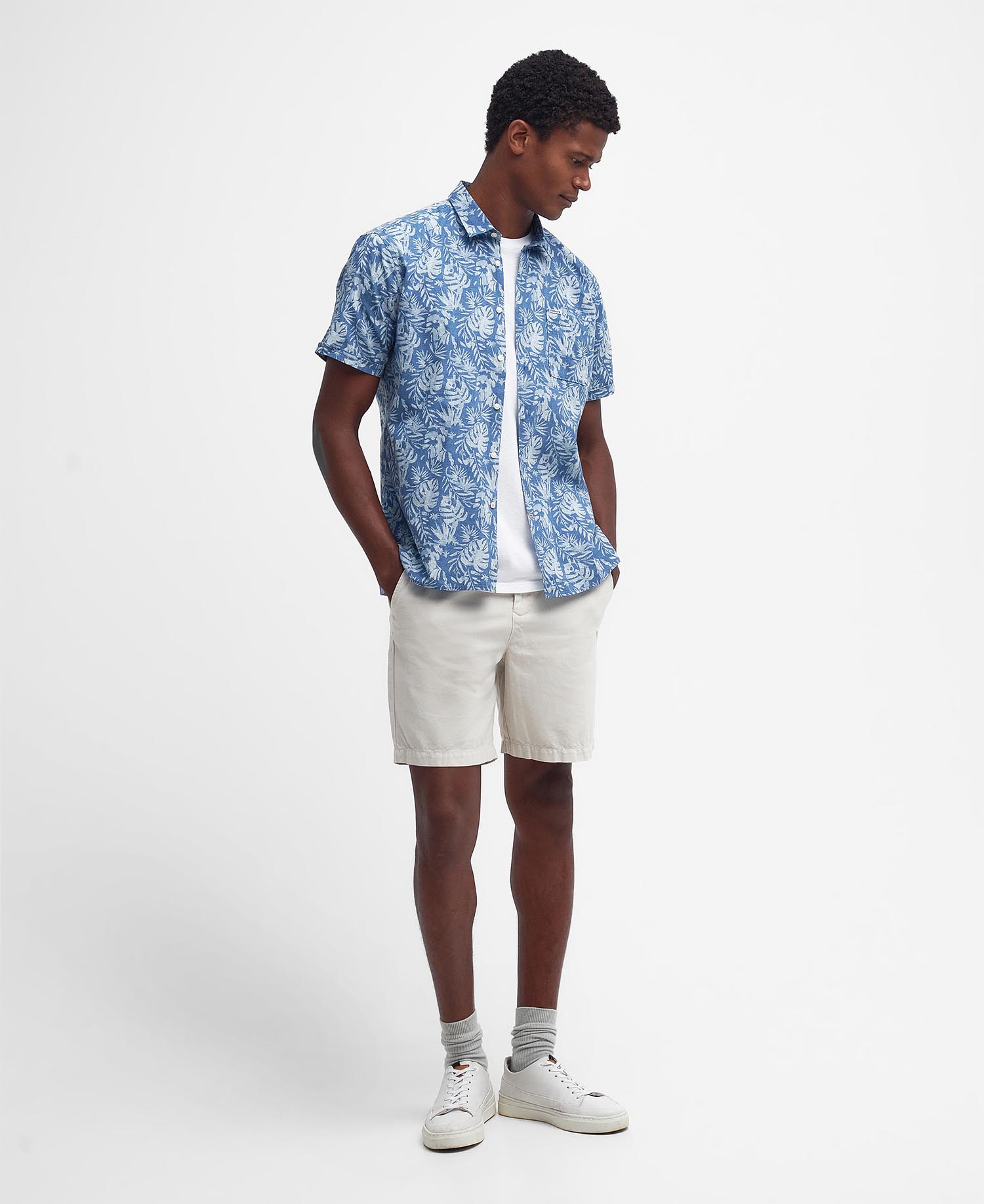 Ives Regular Short-Sleeved Shirt image number 1