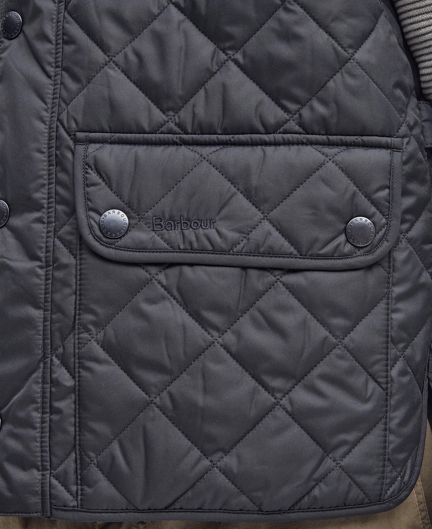 Lowerdale Gilet image number 4