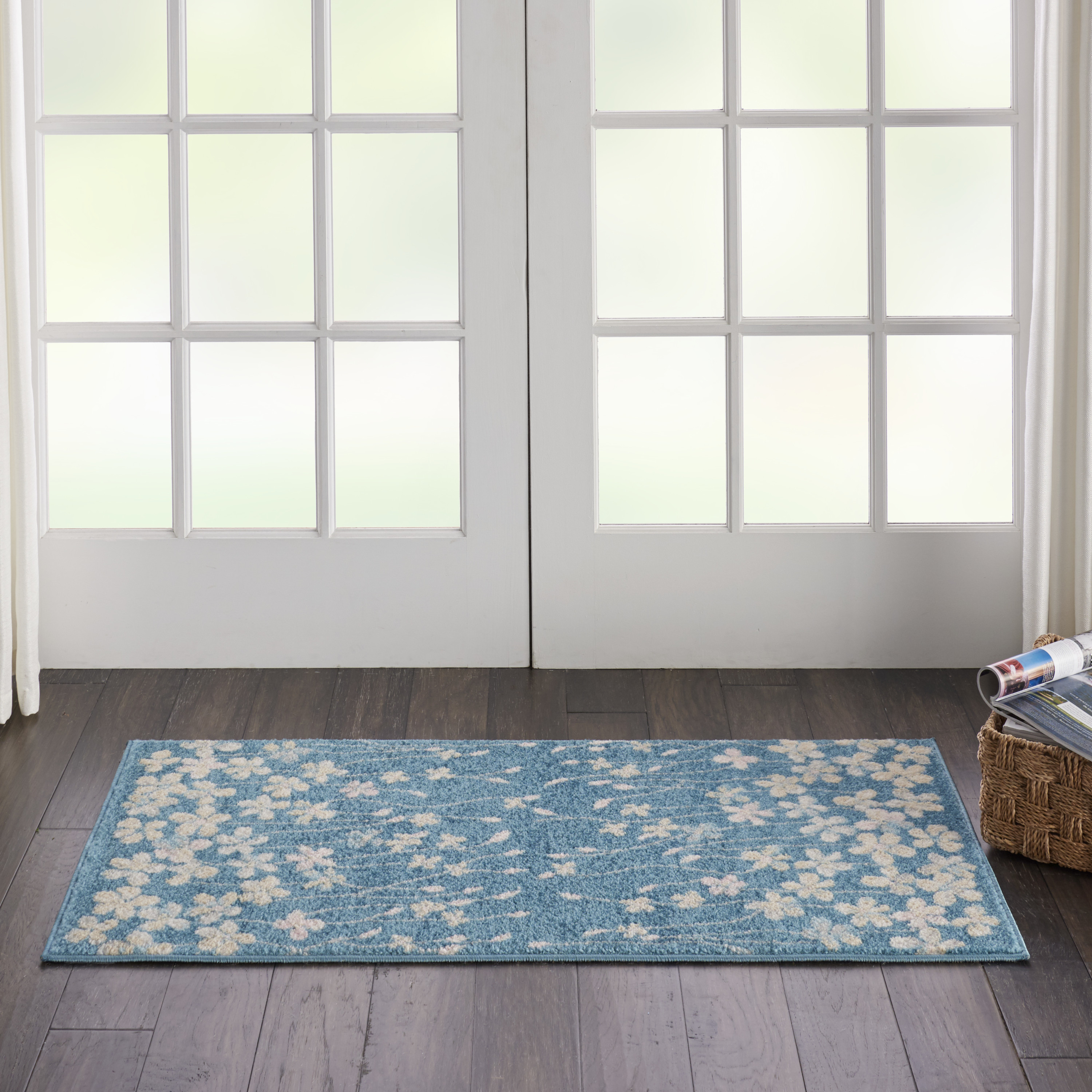 Nourison Tranquil 2' x 4' Turquoise Contemporary Indoor Rug