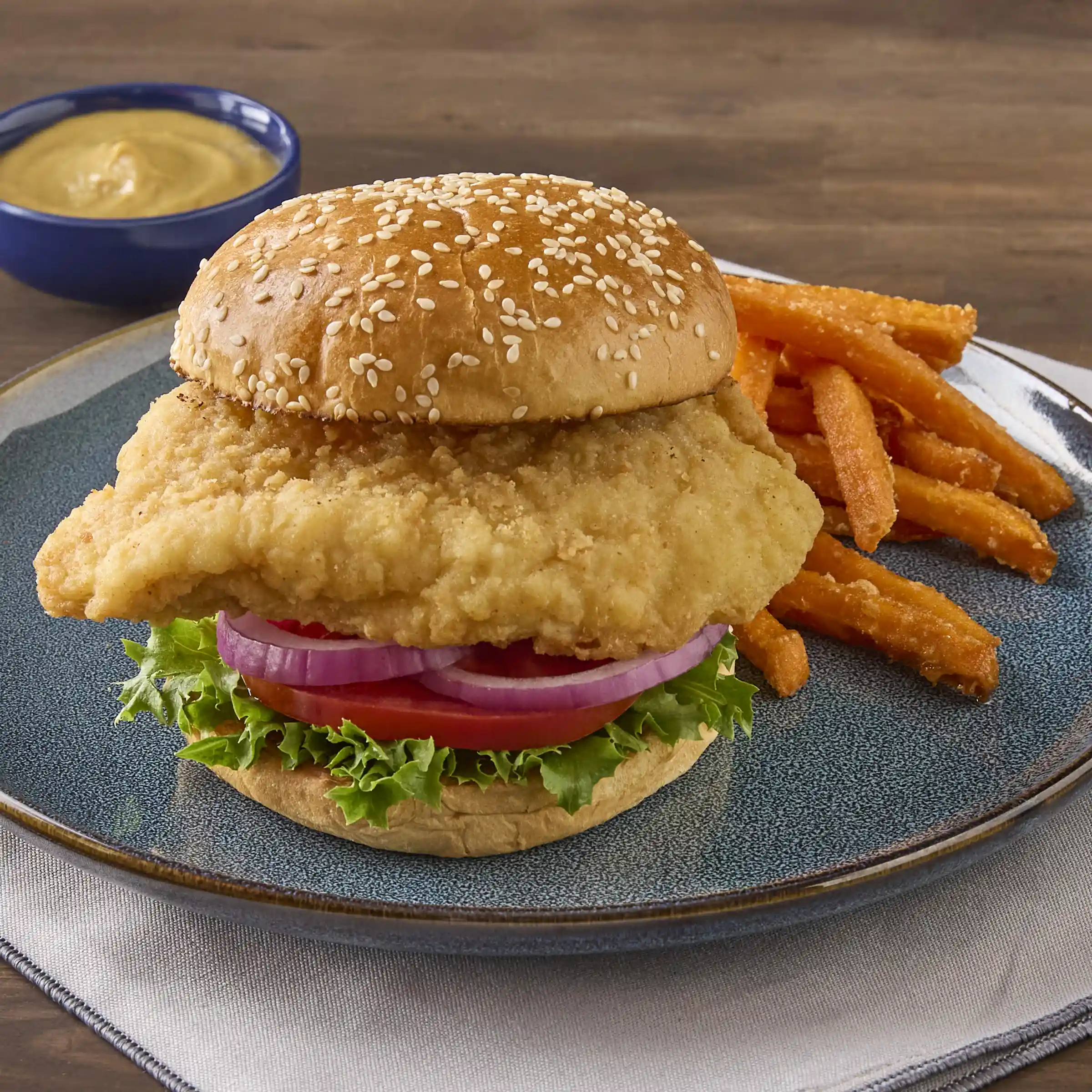 Tyson Red Label® Uncooked Golden Crispy Chicken Breast Filet Fritters, 5 oz. https://images.salsify.com/image/upload/s--HpeyXyIq--/q_25/5de4b3134c702f513bc41280724610b041a75d19.webp