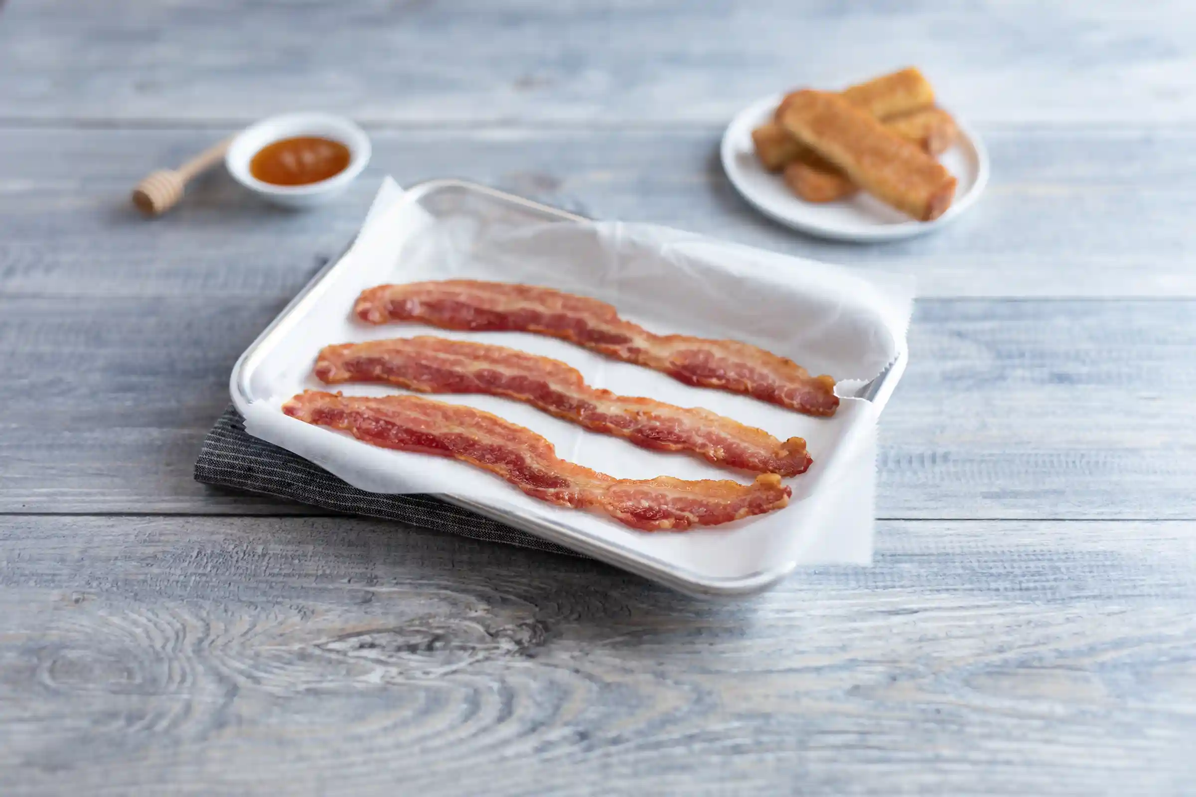 Wright® Brand Naturally Hickory Smoked Thick Sliced Bacon, Bulk, 30 Lbs, 10-14 Slices per Pound, Gas Flushed_image_1
