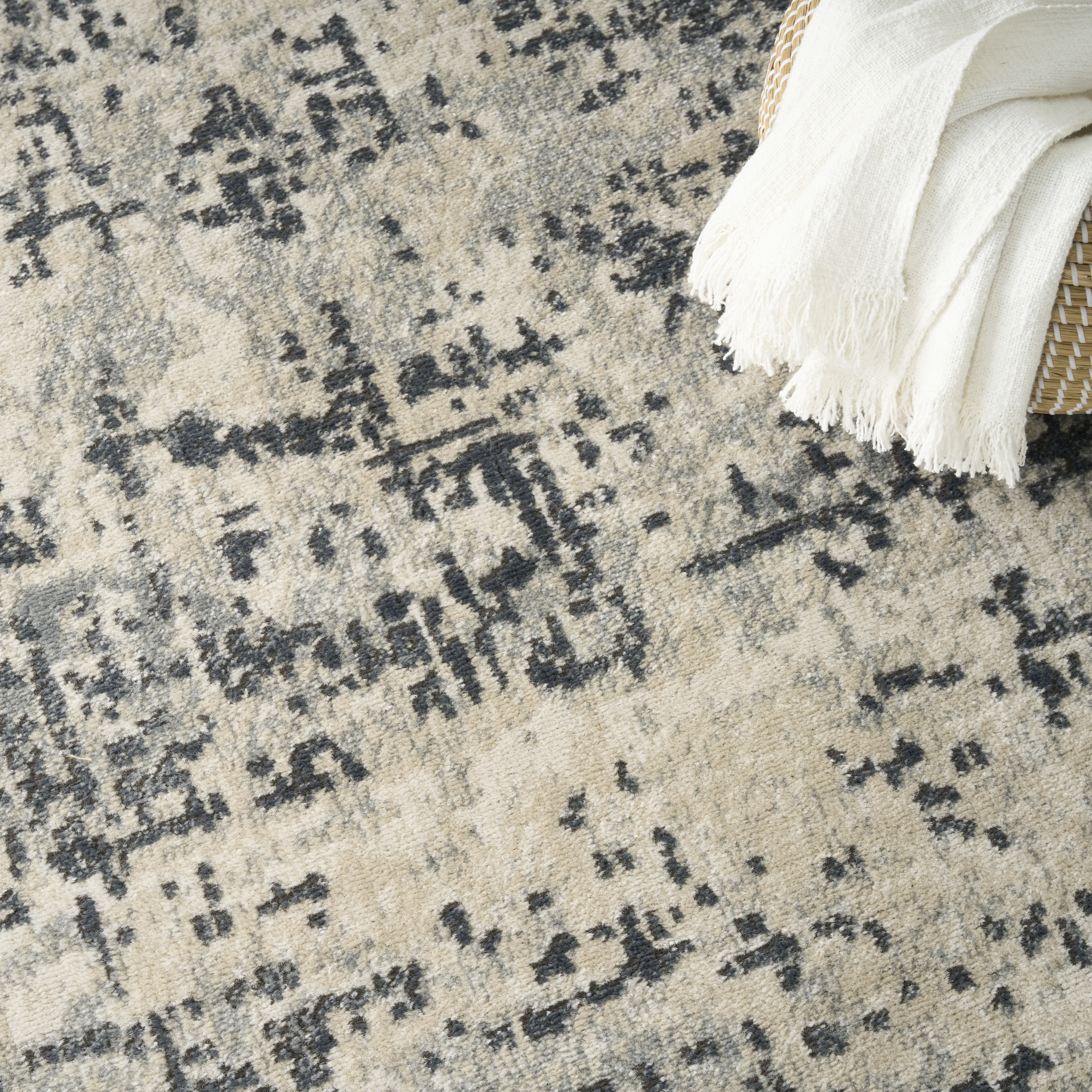Nourison Quarry 7'10" x 9'10" Ivory Grey Modern Indoor Rug