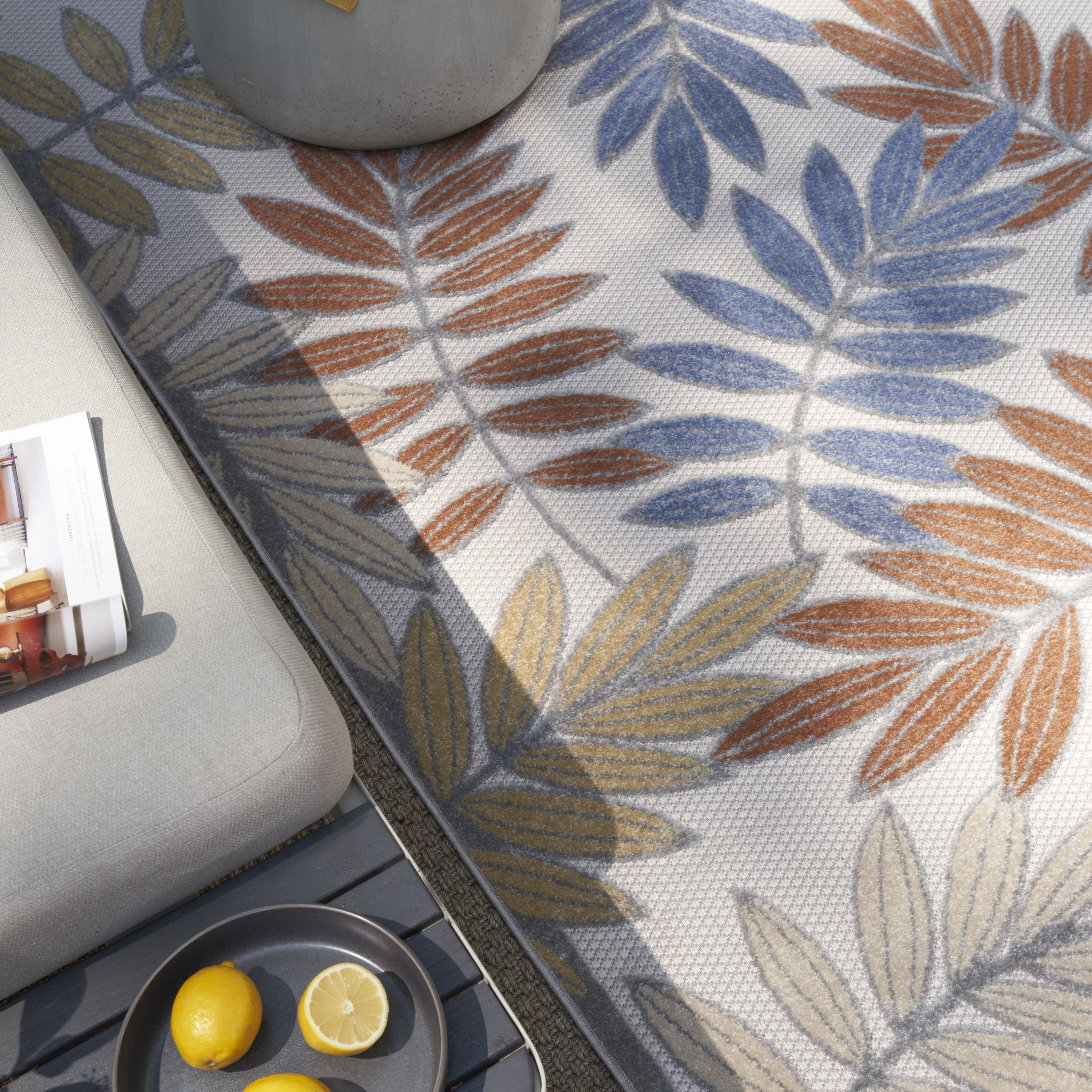 Nourison Aloha 3'6" x 5'6" Blue Mocha Outdoor Rug
