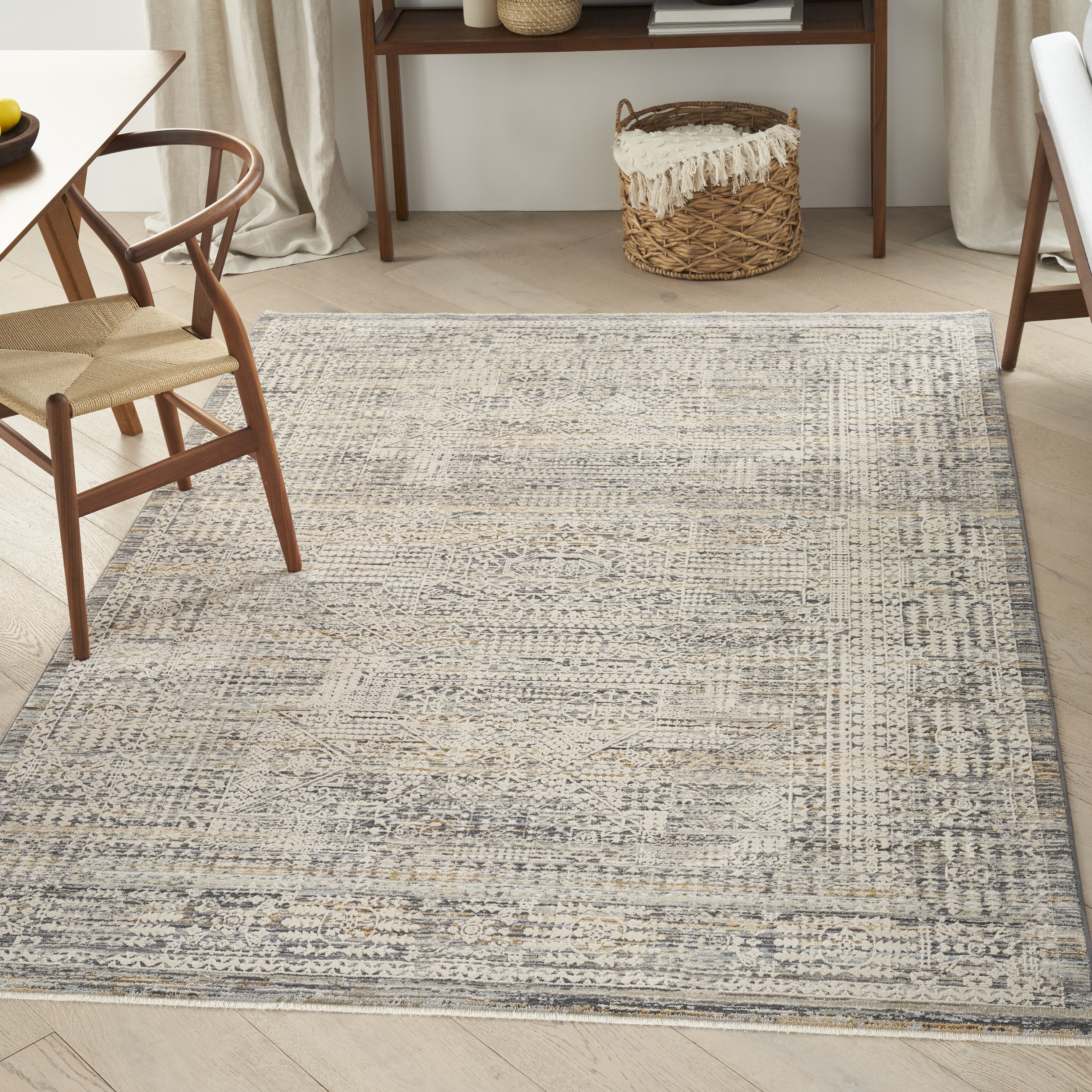 Nourison Lynx 5'3" x 7'10" Ivory Slate Vintage Indoor Rug