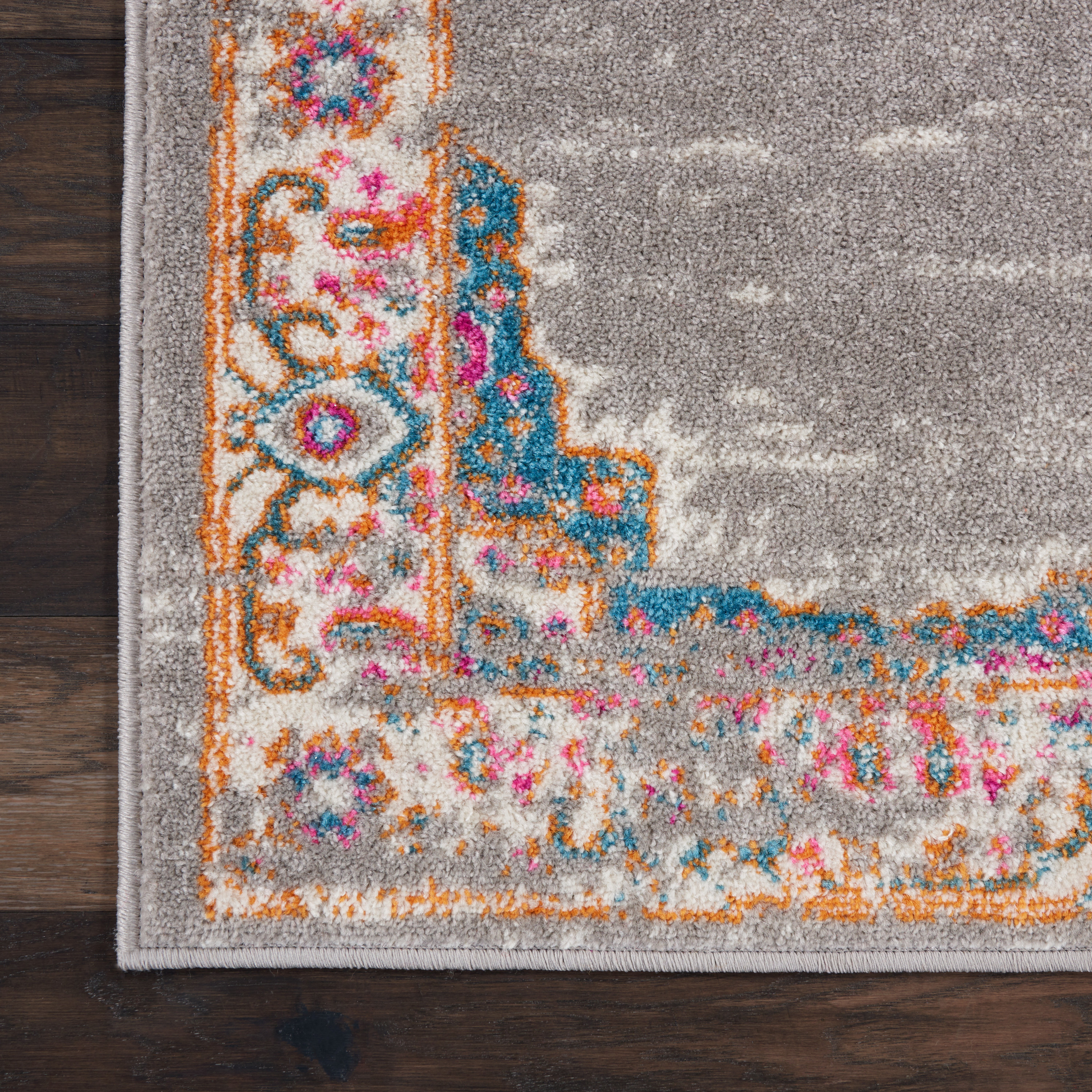 Nourison Passion 1'10" x 6' Grey Bohemian Indoor Rug
